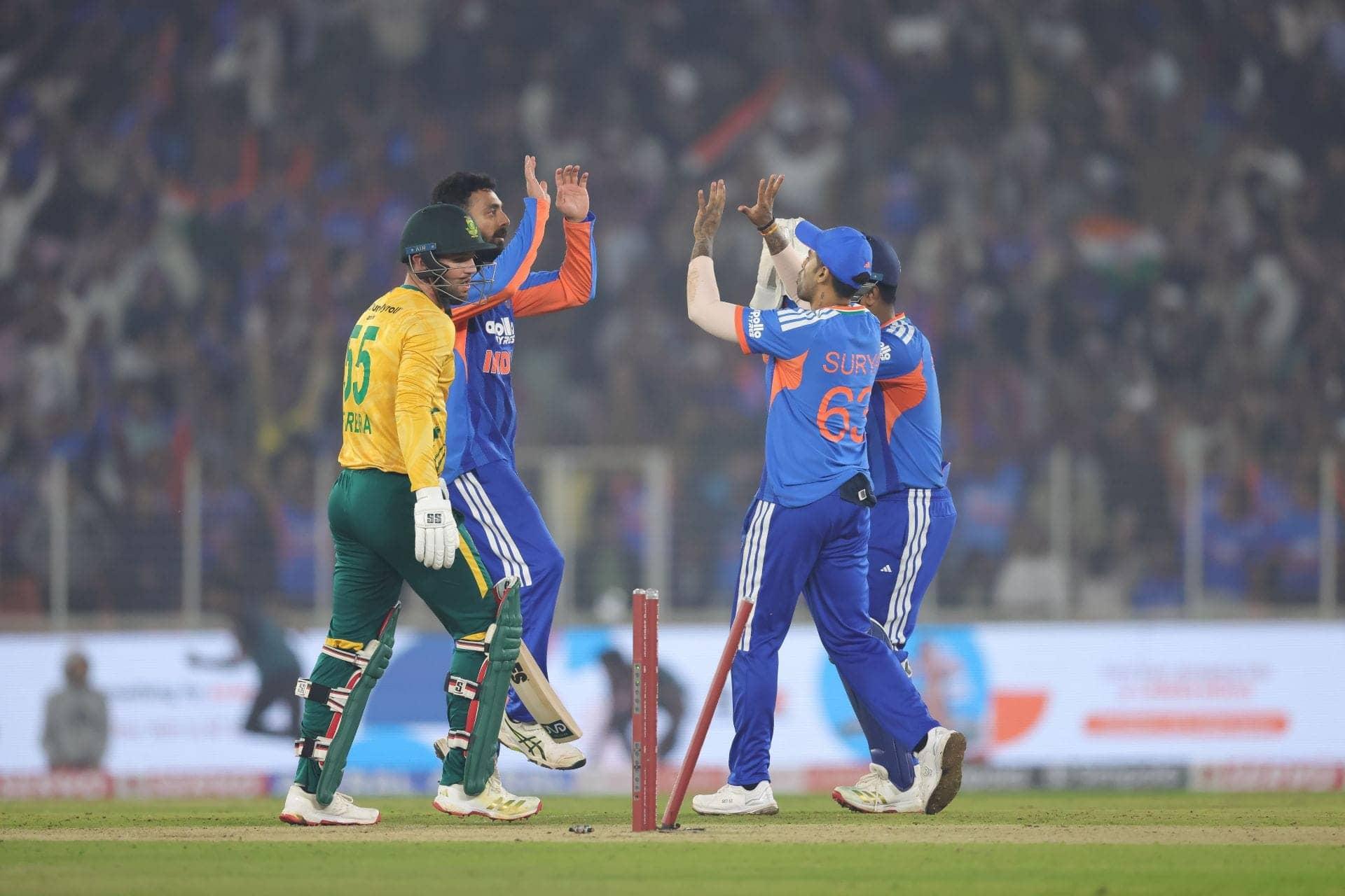 Kris Srikkanth Predicts India 55-45 Over South Africa