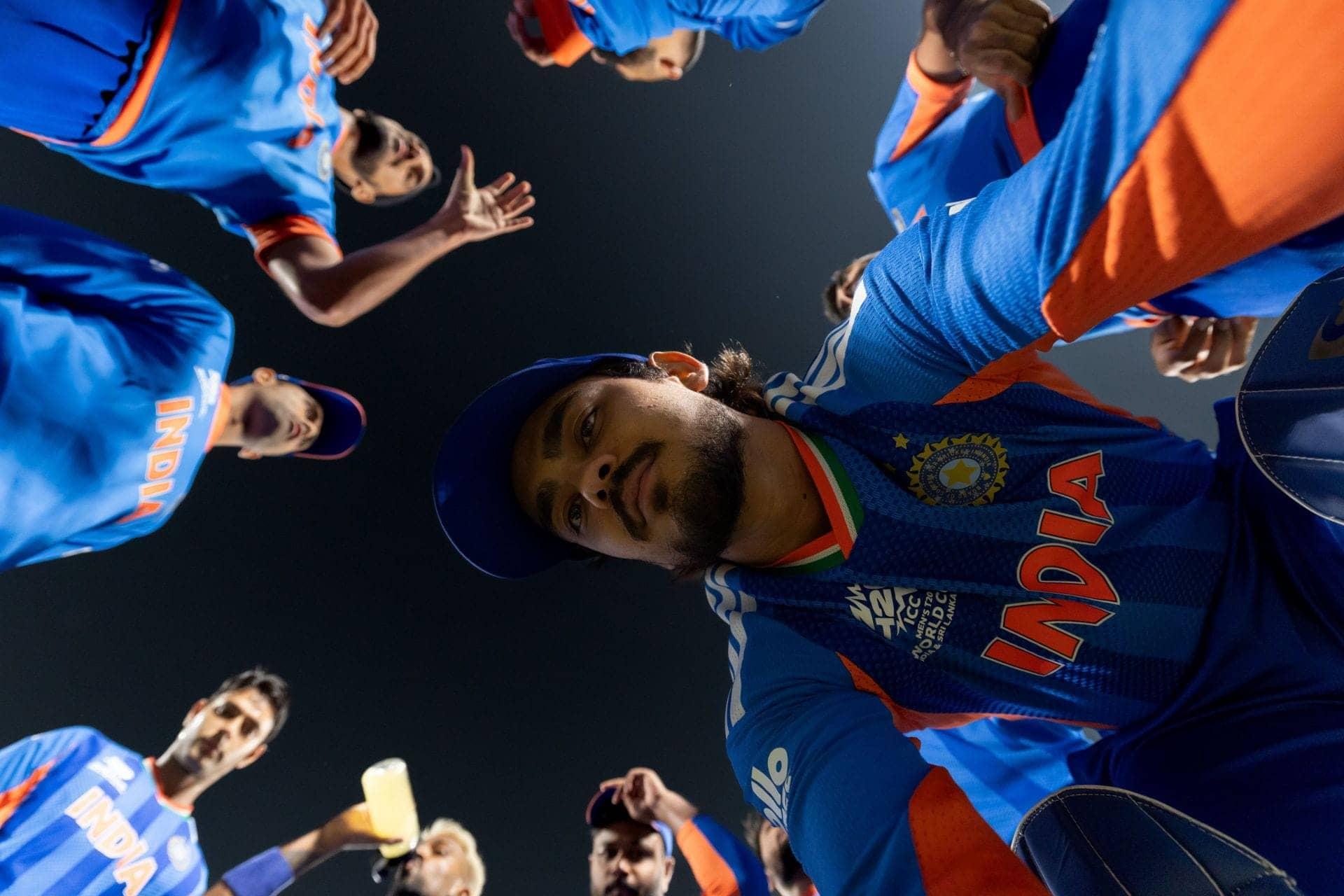 Ishan Kishan Struggles to Hold Back Laughter During Pep Talk