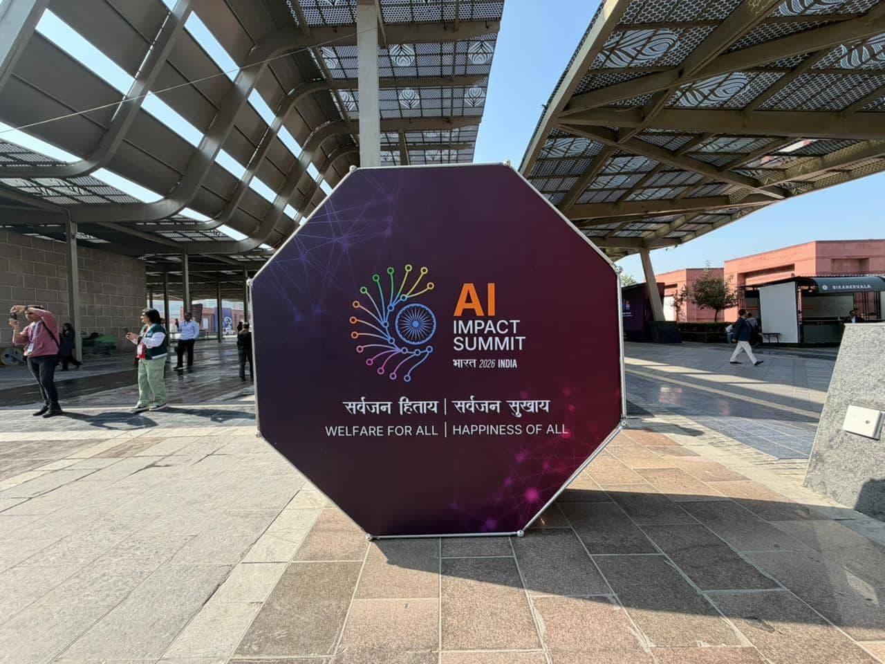 AI Summit stresses global cooperation to ensure AI benefits humanity: MEA