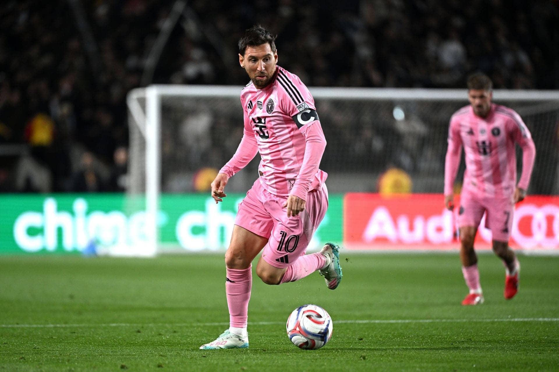 Messi ne referee se milne ki koshish ki, par kya hua?