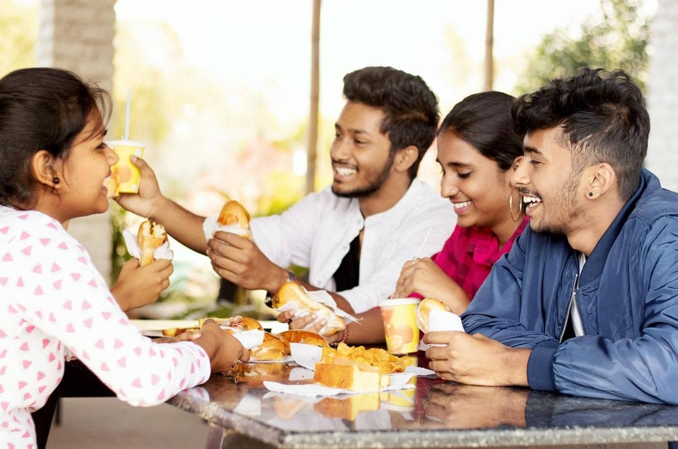 Education ka Naya Chakkar: India ban gaya hai $113 bn ka Hub