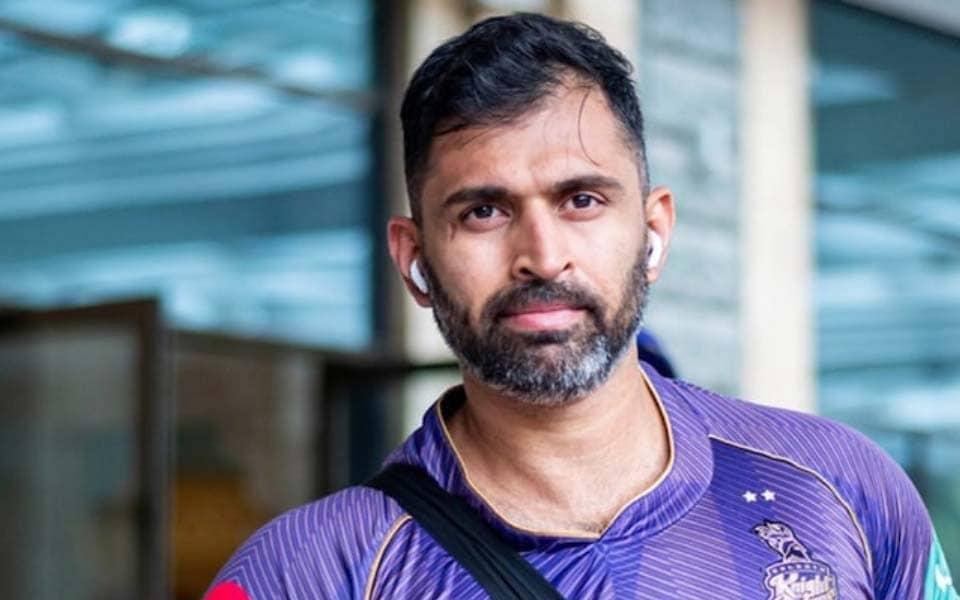 Nayar Says: If You Can’t Score, Let Others Steal the Show!