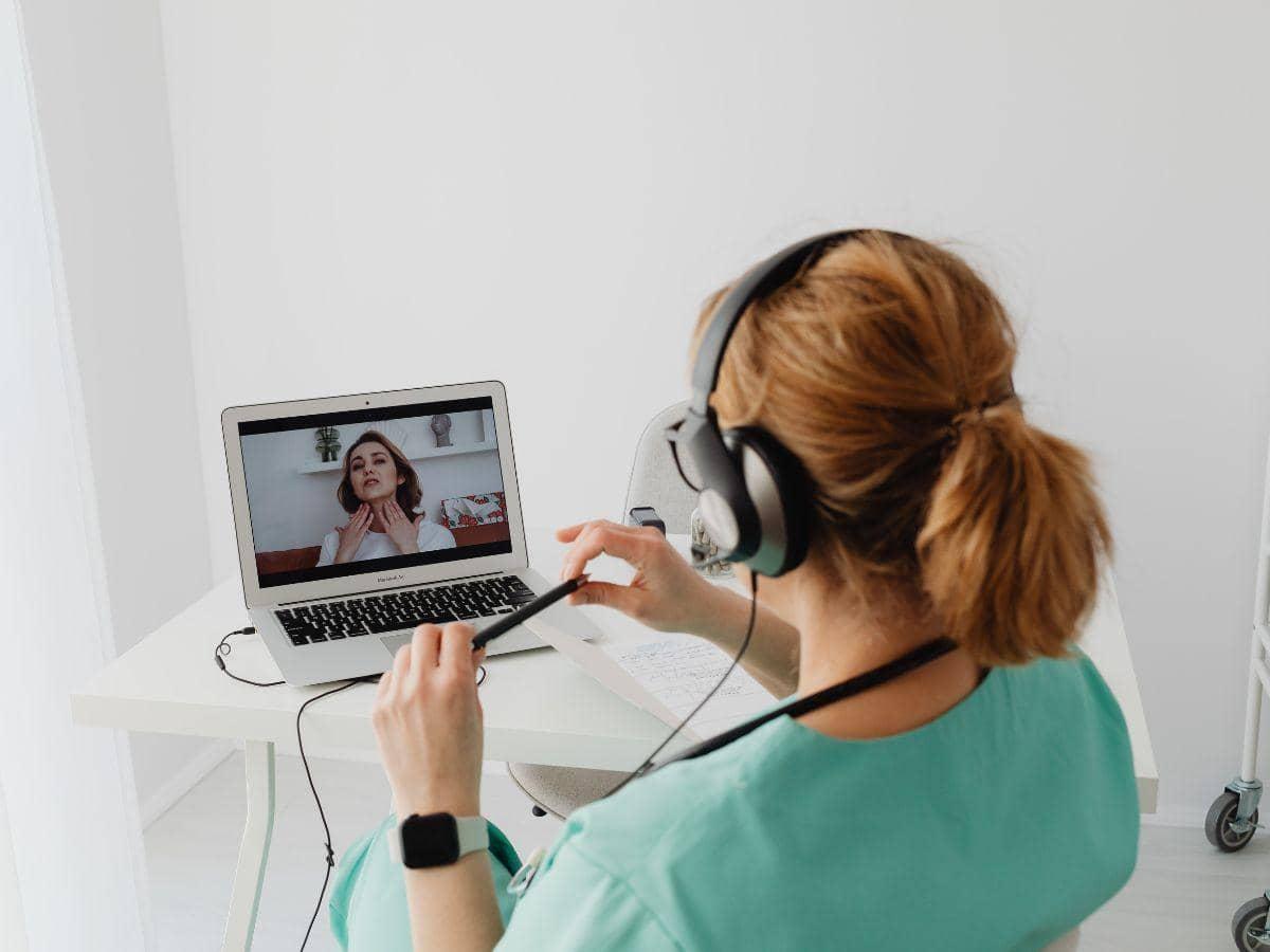 Smartphone Photos: Misleading Docs and Risking Patients!