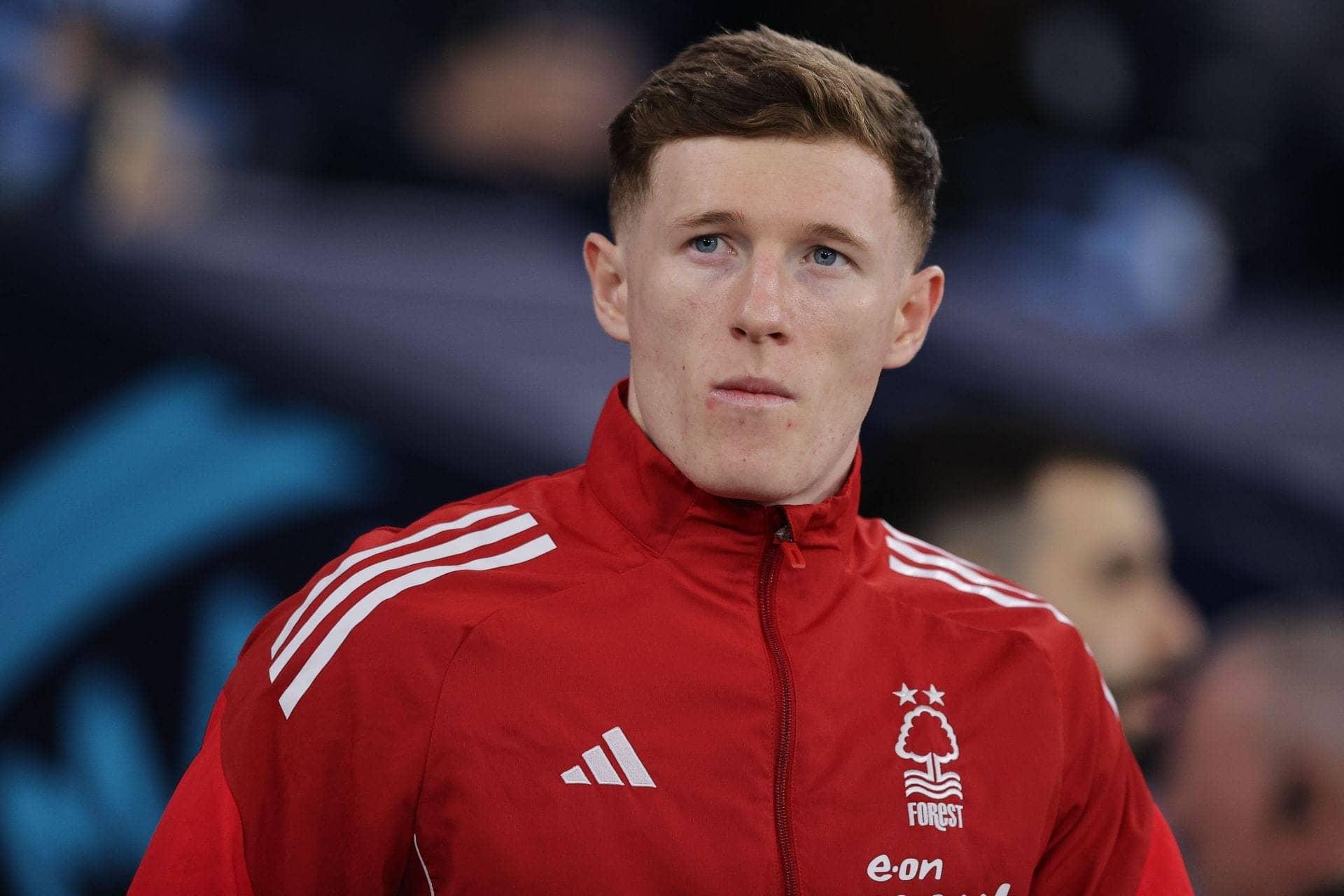 Manchester United Targets Chelsea's Santos After Anderson Snub