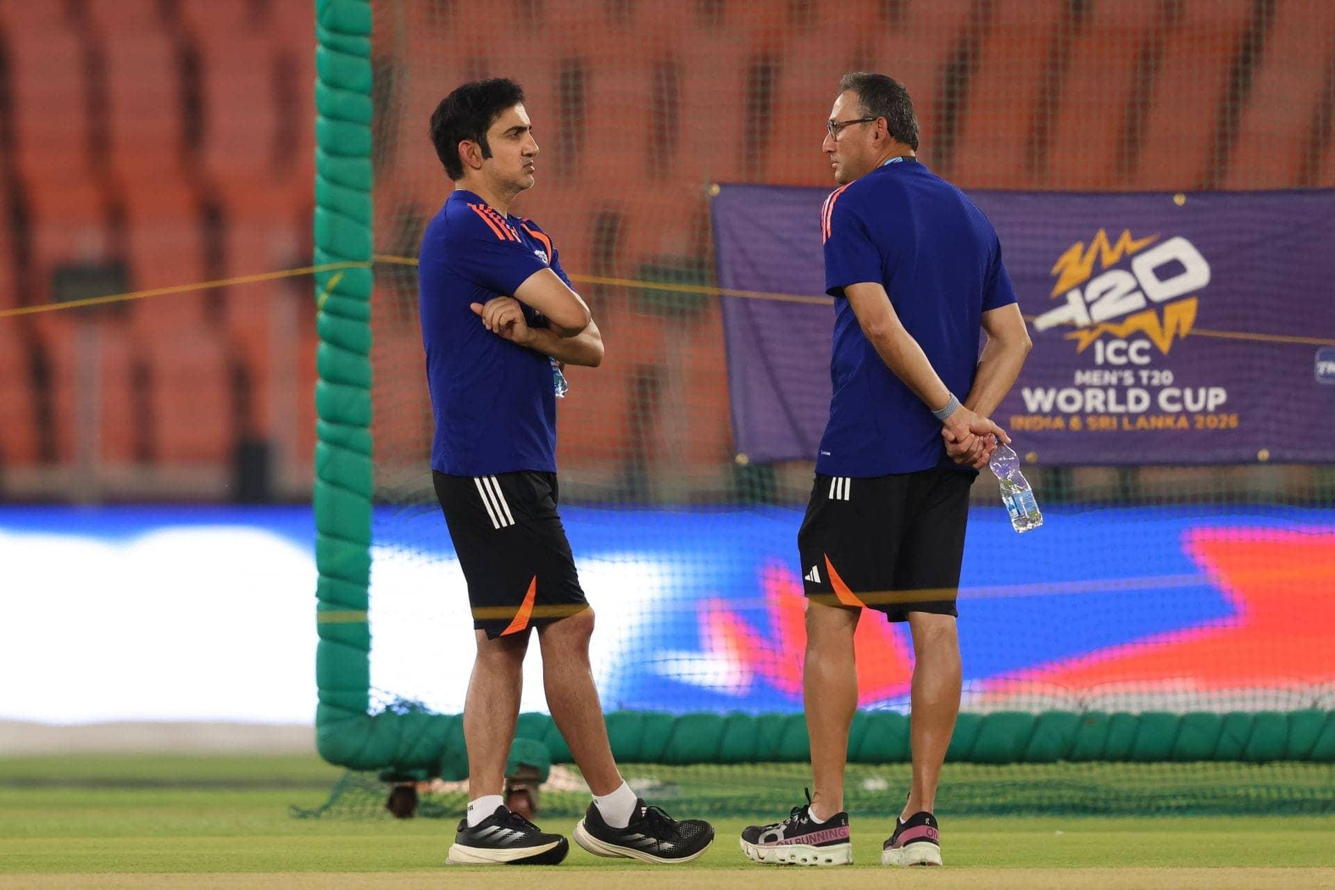 Suryakumar, Gambhir, Agarkar's Epic Pitchside Strategy Chat