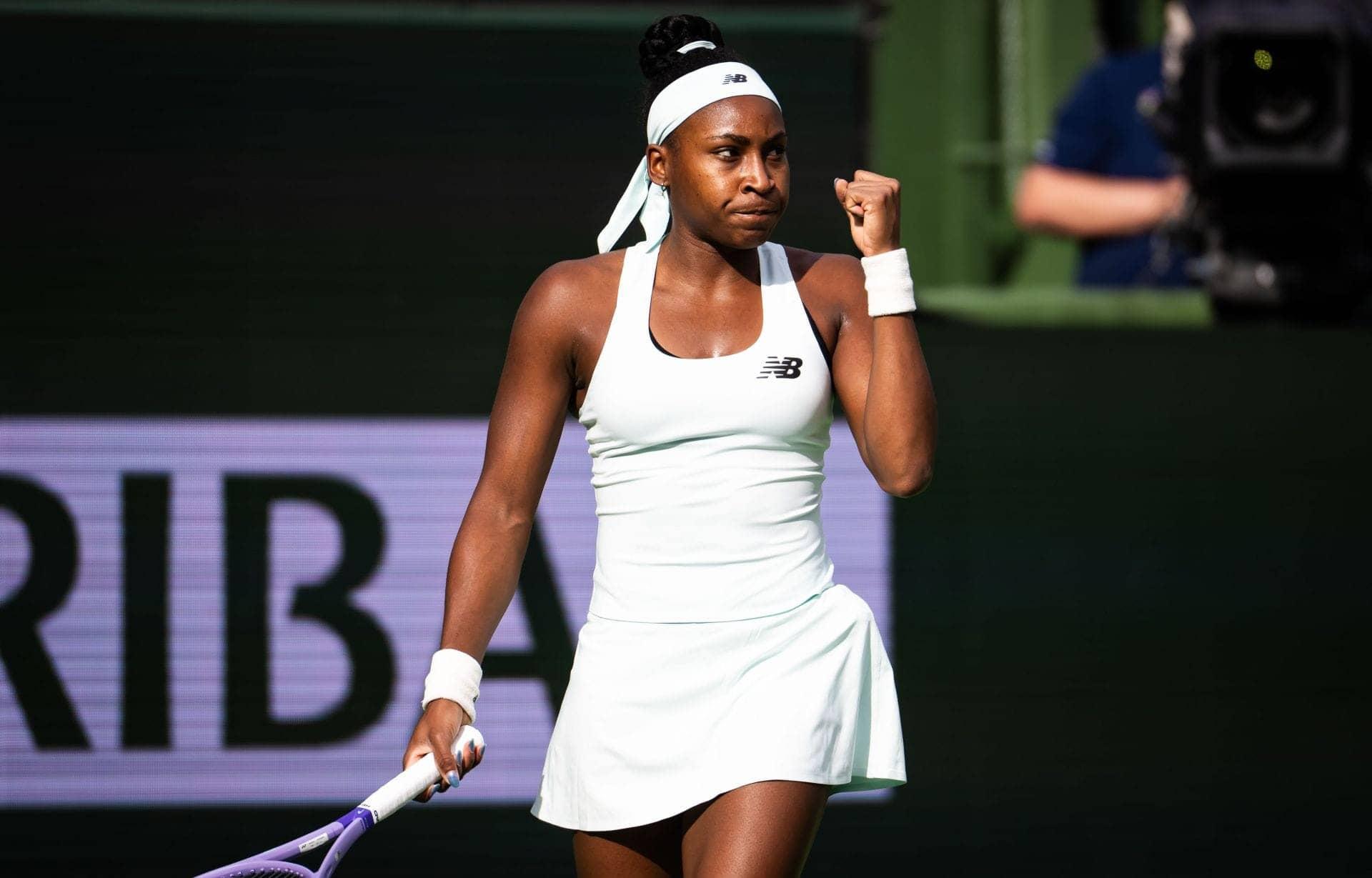 Coco Gauff ka outfit: Neela ya safed? Rangon ka jadoo!