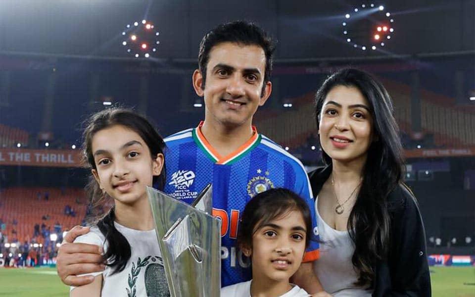 Gautam Gambhir dedicates T20 title to Dravid and Laxman