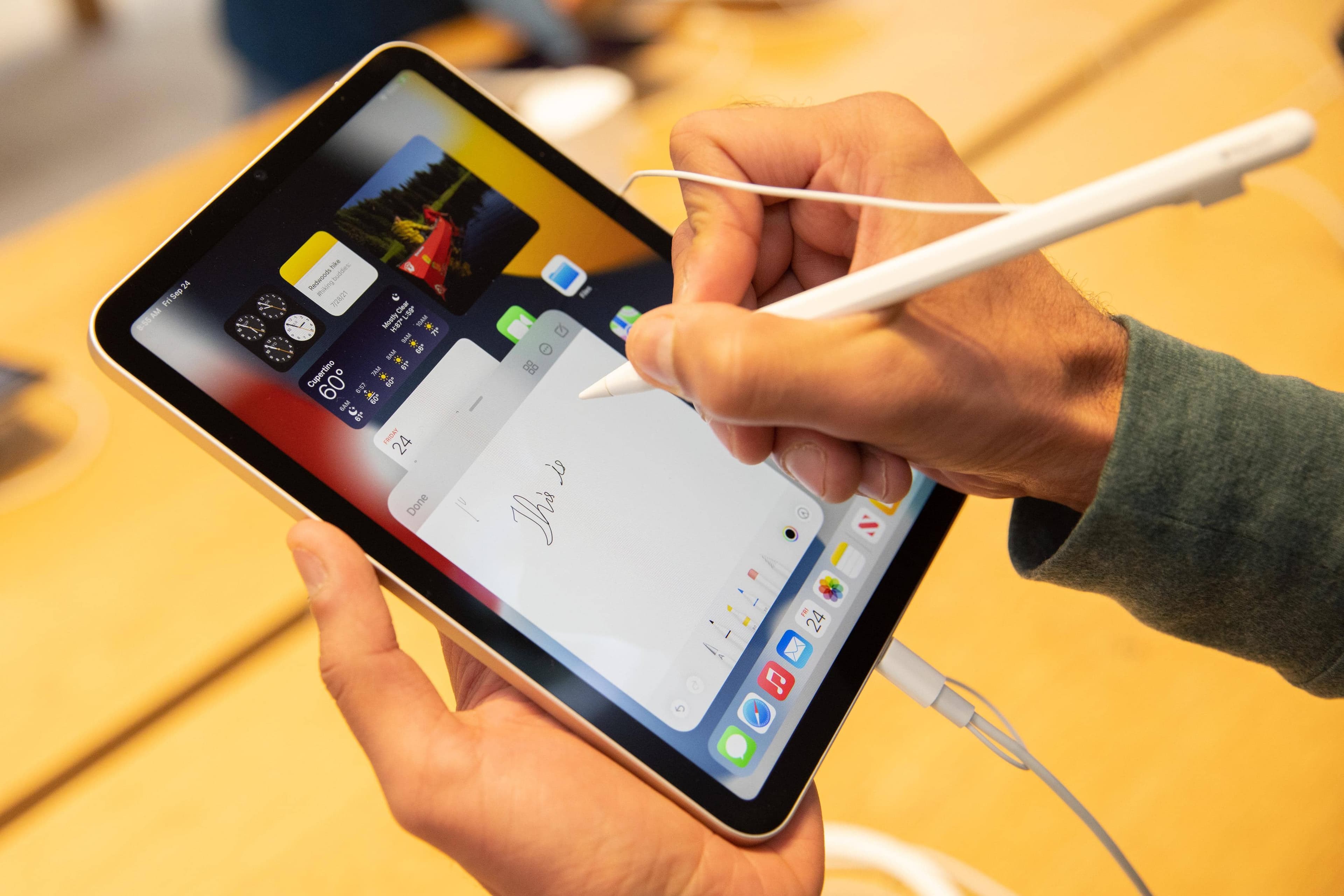 Apple ka Foldable iPhone: iPad jaisa Dhamaka aa raha hai!