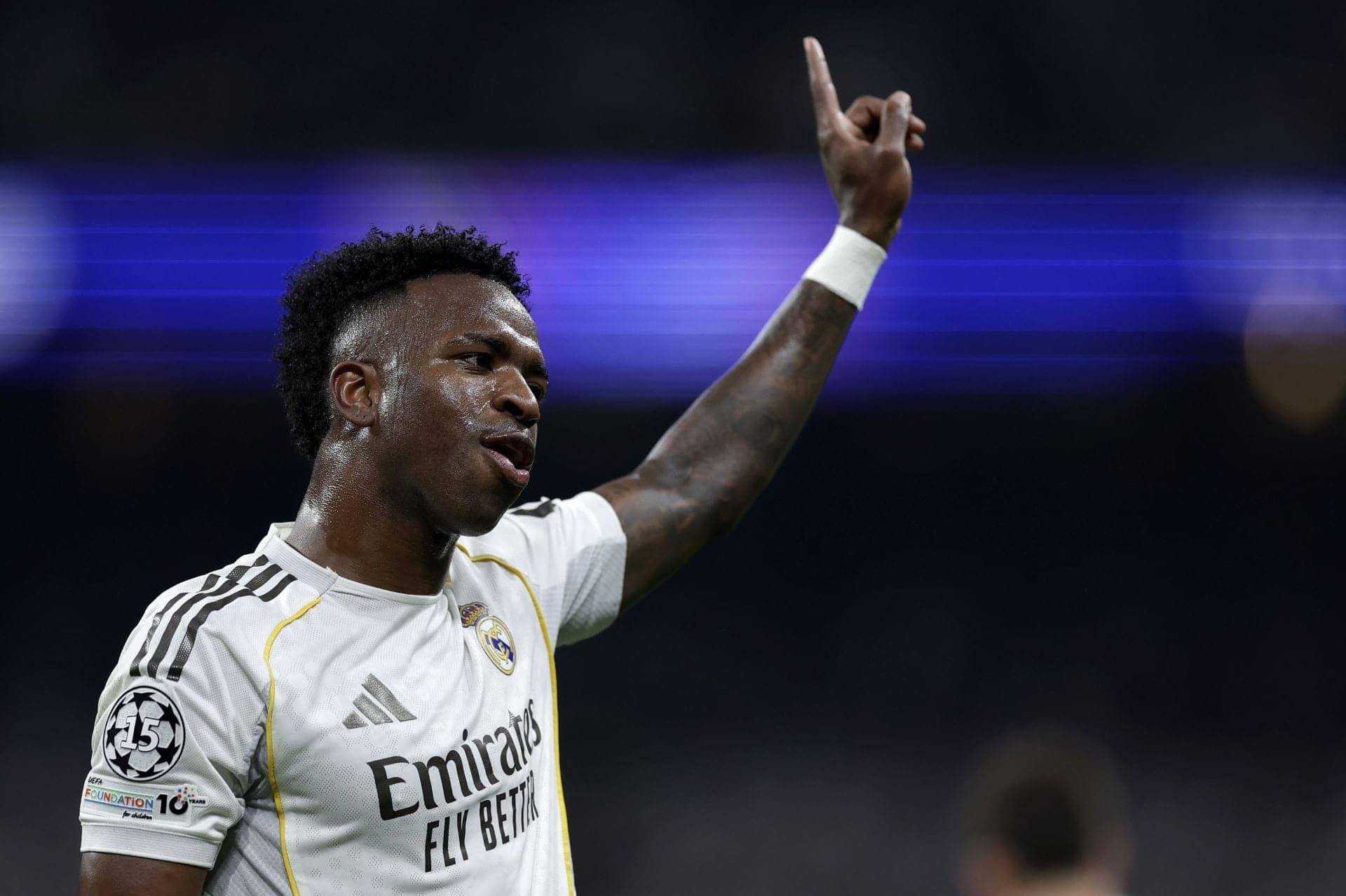 Vinicius Jr. ties Ronaldo's UCL assist record in style!