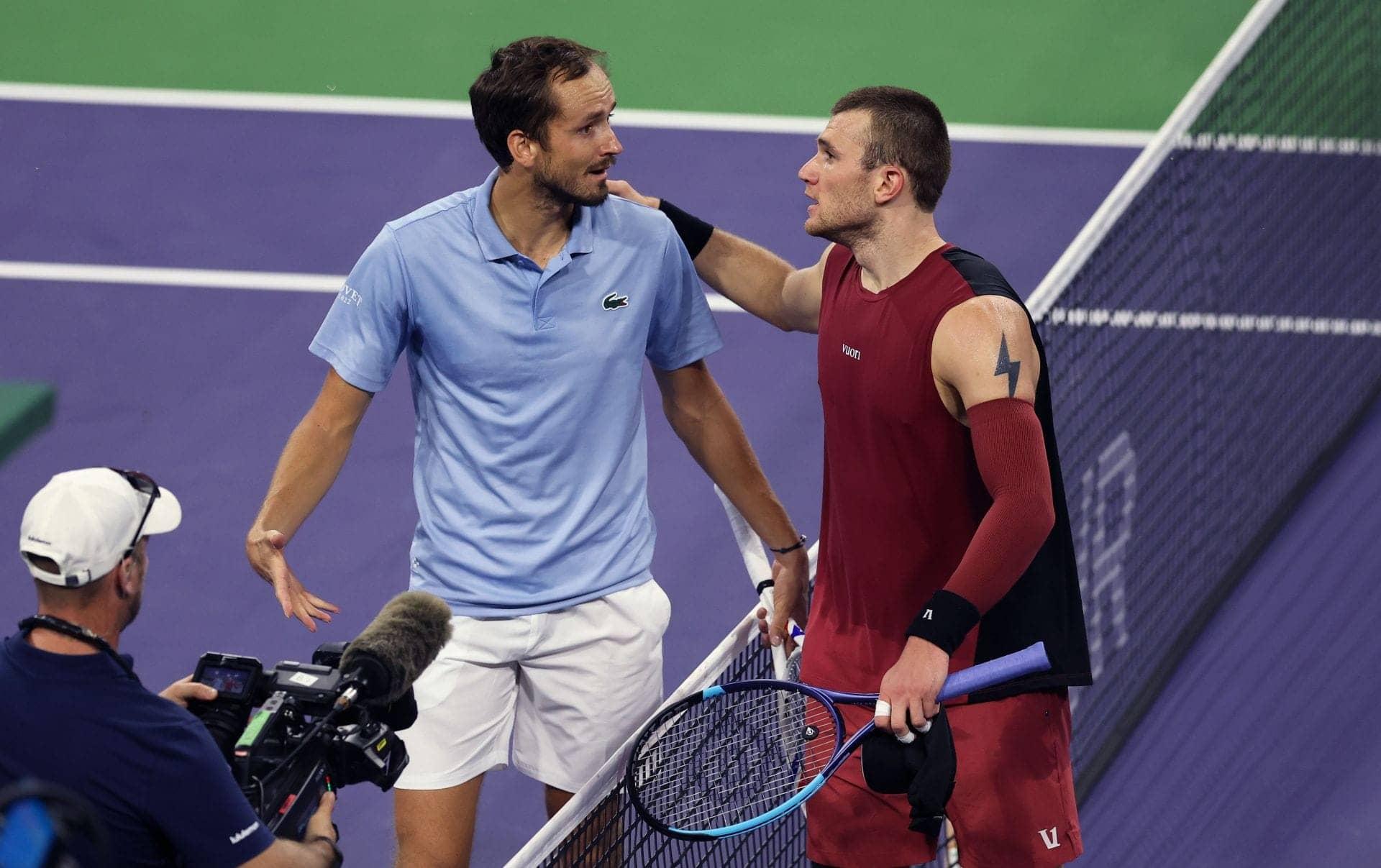 WATCH: Daniil Medvedev complains about hindrance from Jack Draper as crowd turns hostile with loud boos in Indian Wells drama