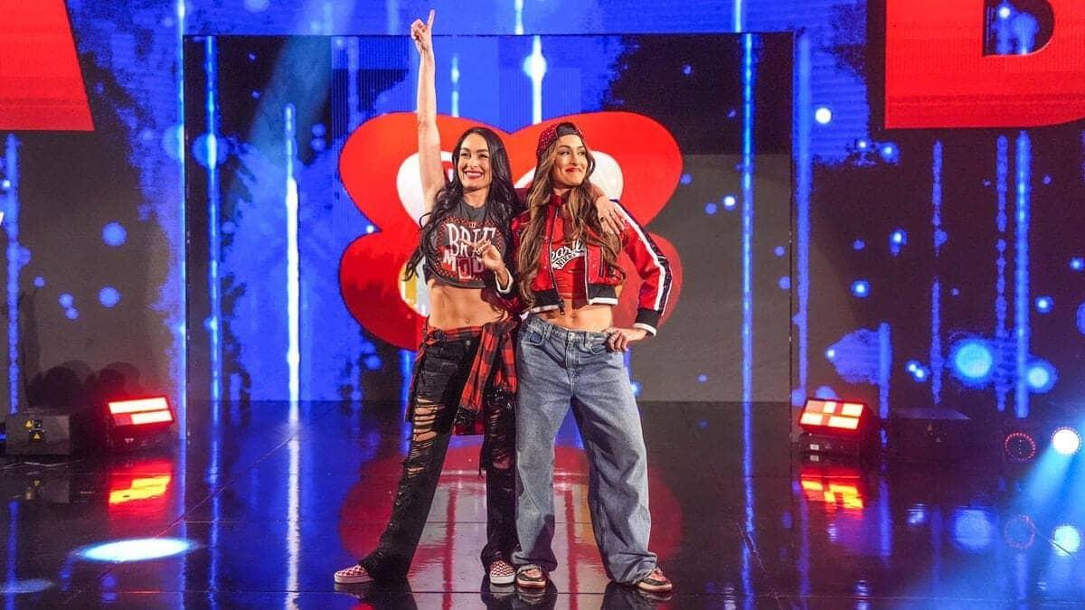 Bella Twins Back in WWE, Gunning for Tag Titles at Mania
