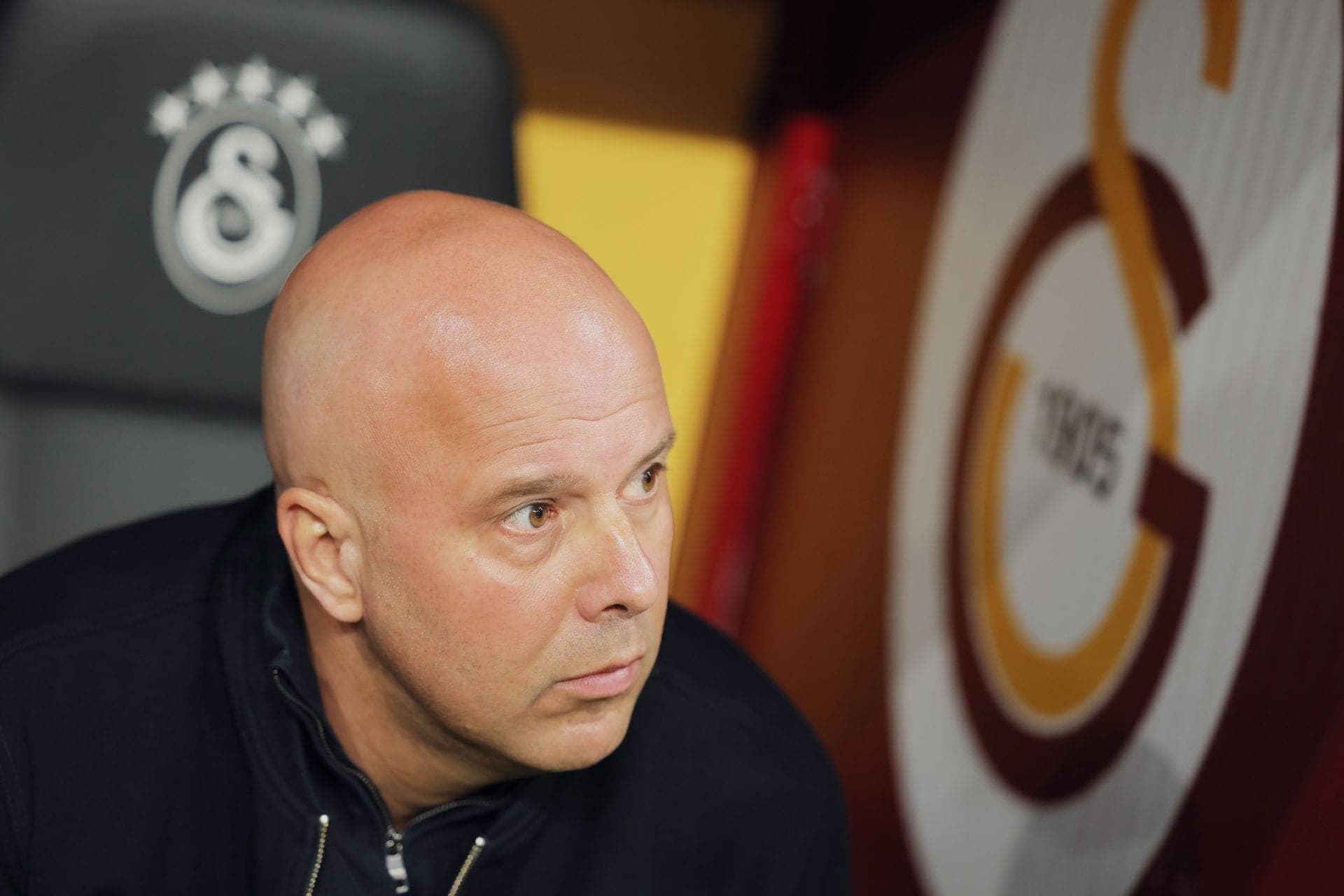 Arne Slot calls Liverpool the best club for struggling