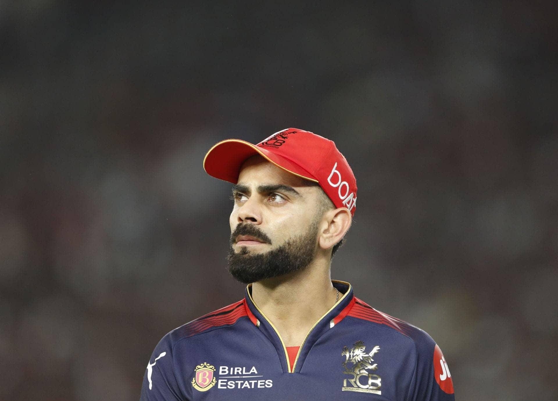 Virat Kohli struts through airport ahead of IPL 2026!