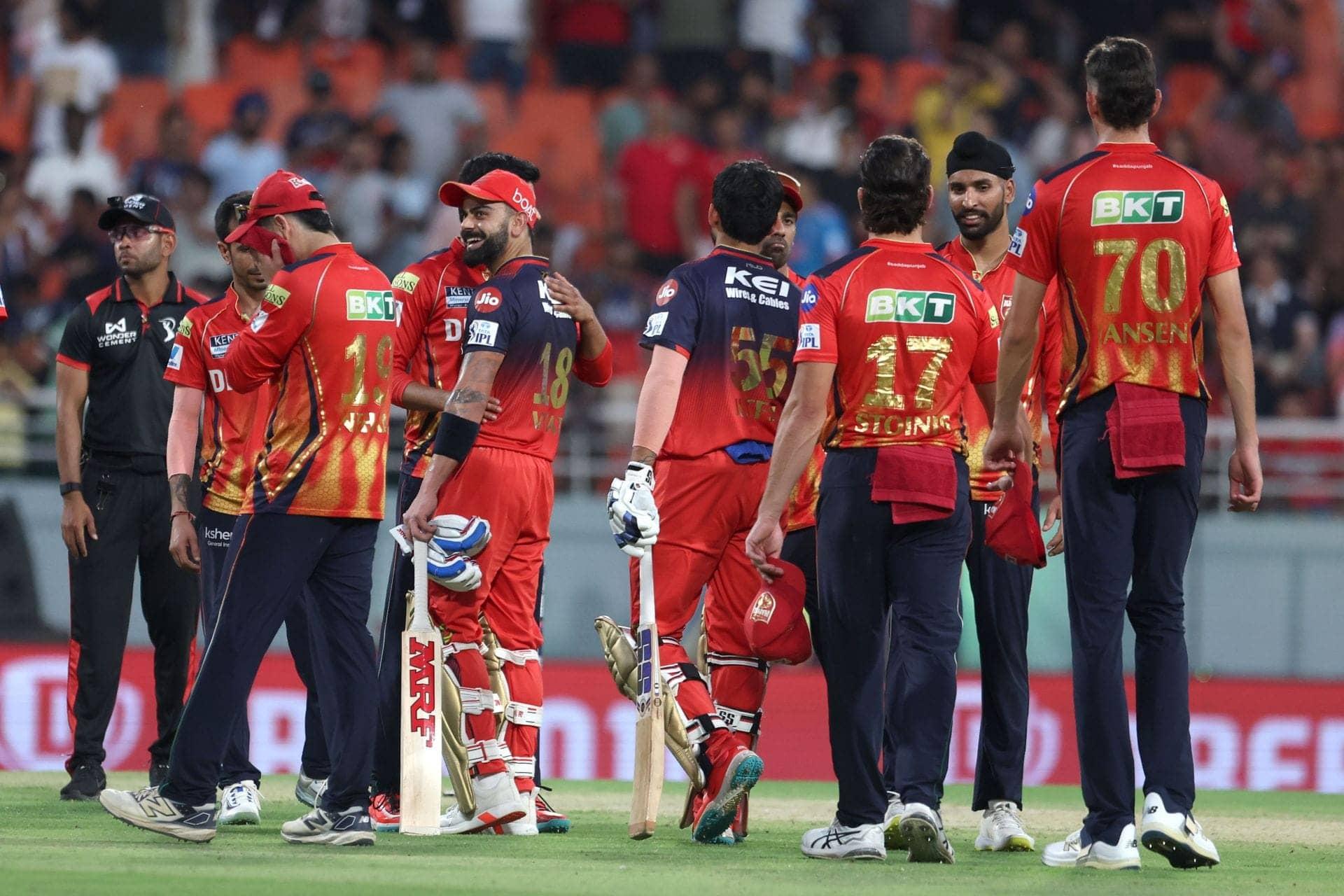 Jitesh Sharma scores 40 runs in 15 balls during gully cricket