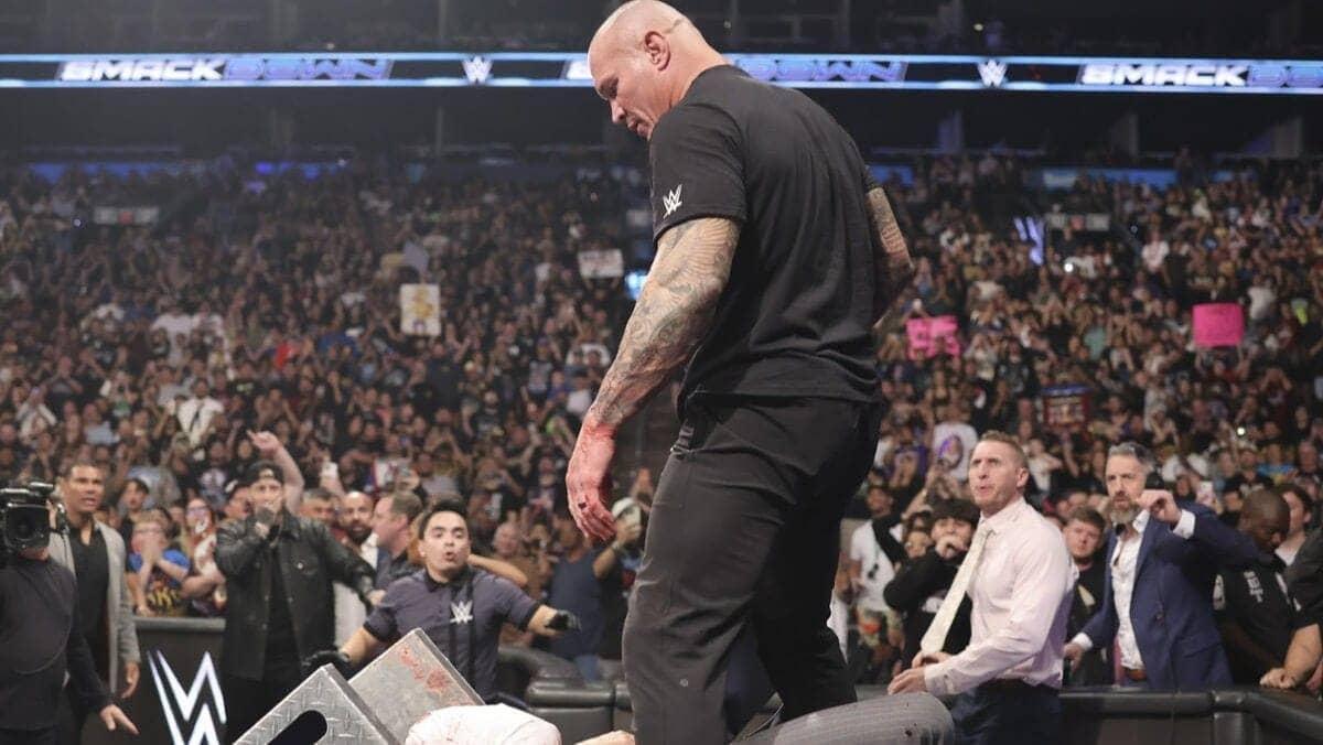 Randy Orton's heel turn: Fans cheer The Viper instead!