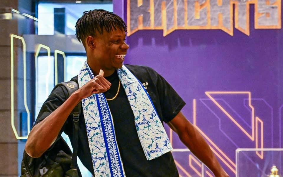 IPL 2026: KKR's Nayar Declares Muzarabani a Blessing, Baby!