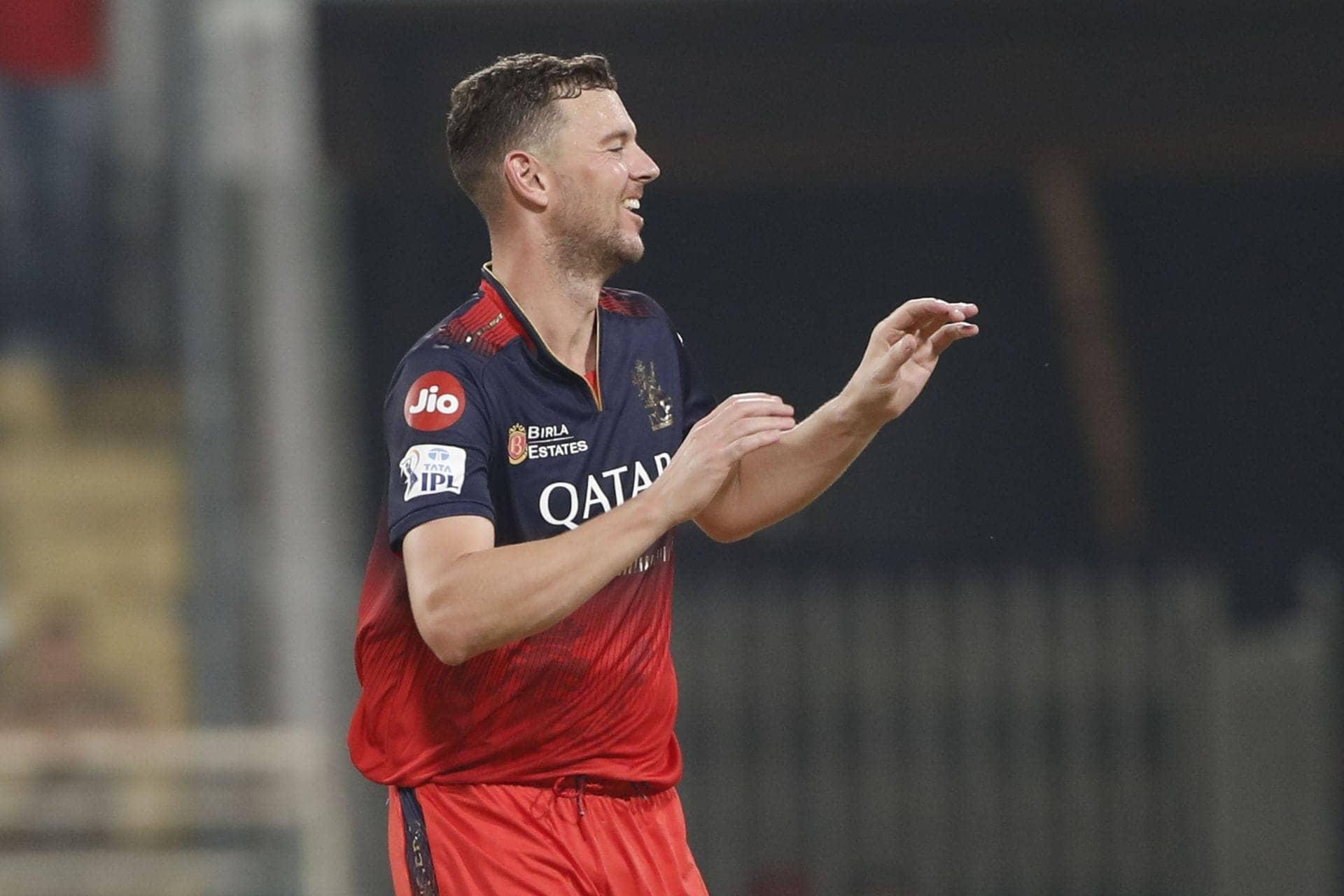 Ashwin's advice leads RCB to Hazlewood and Bhuvneshwar