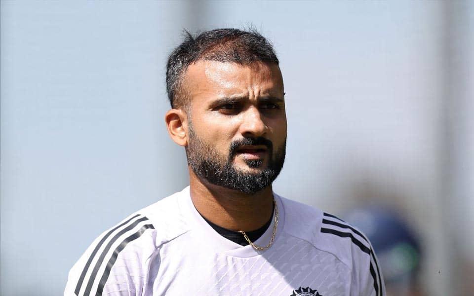 KKR's Star Bowler Akash Deep Injured, What a Total Disaster!