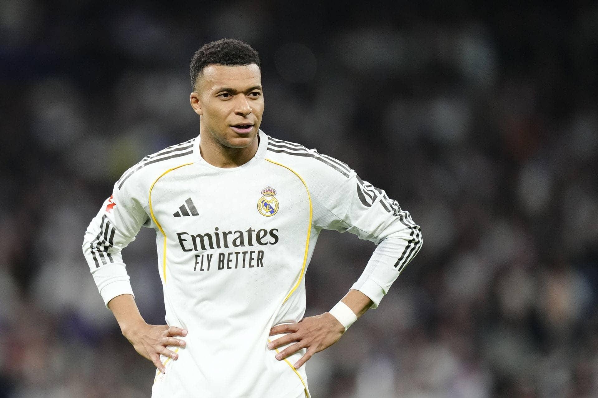 Real Madrid's Huge Blunder: Mbappe's Knee Saga Unleashed!