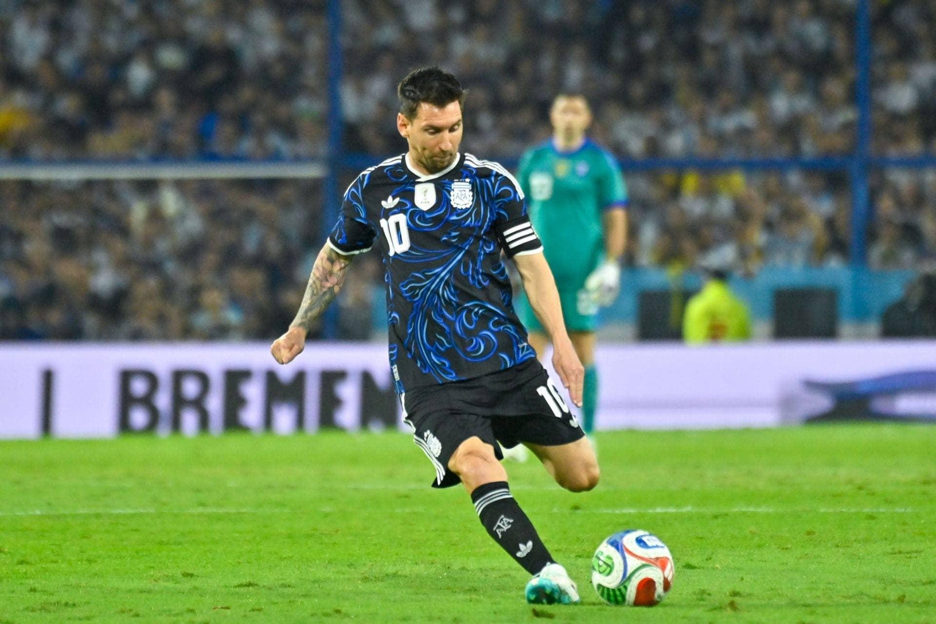 Mauritania Coach Aims High: Messi's Retirement Not an Option!