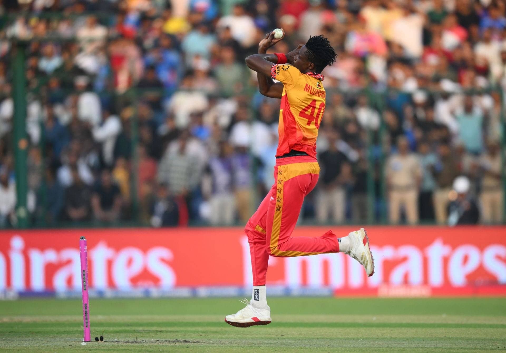 IPL 2026: KKR vs LSG mein kaun banega wicket-taking superstar?