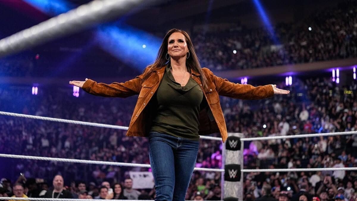 Stephanie McMahon ka naya Attitude Era laane ka jazba hai!