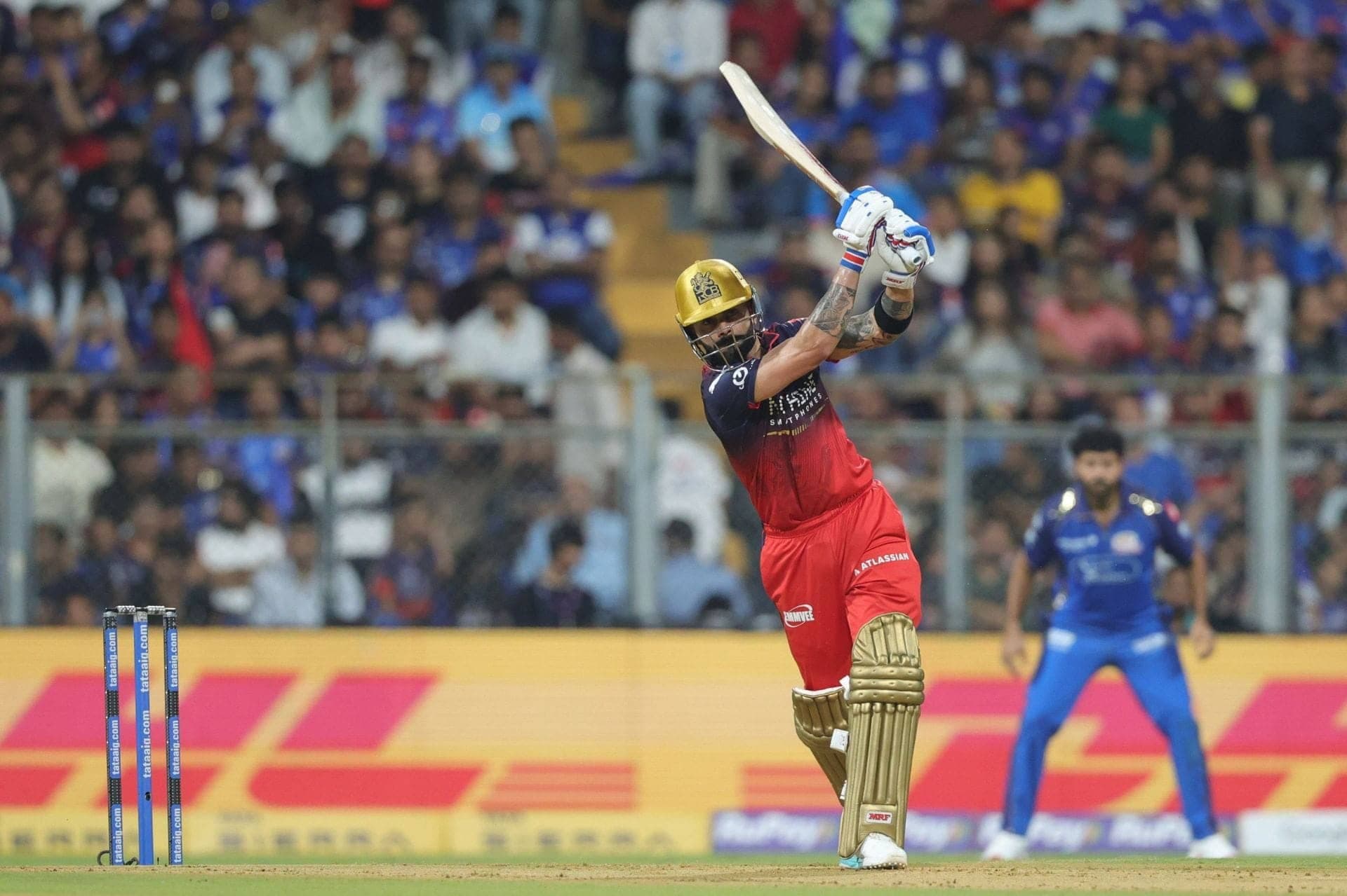 Kohli's Slow Knock Ignites Aakash's Fire in RCB vs MI Clash