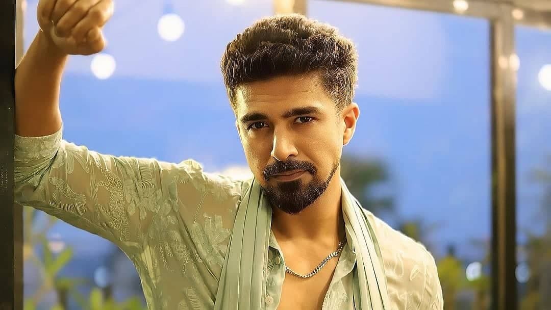 Saqib Saleem: Police Ban Gaye, Gym Mein Kya Kiya Bhai!