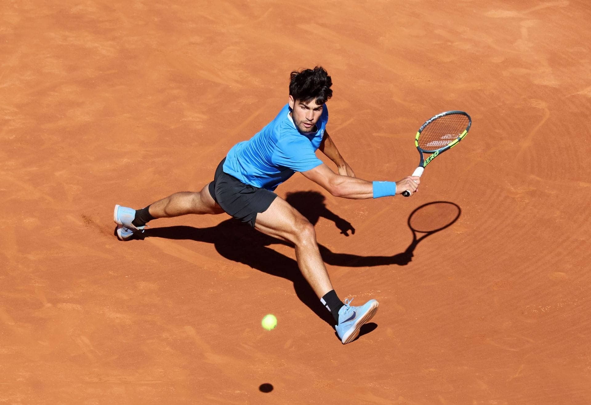Carlos Alcaraz Withdraws from Barcelona Open: Injury Drama!
