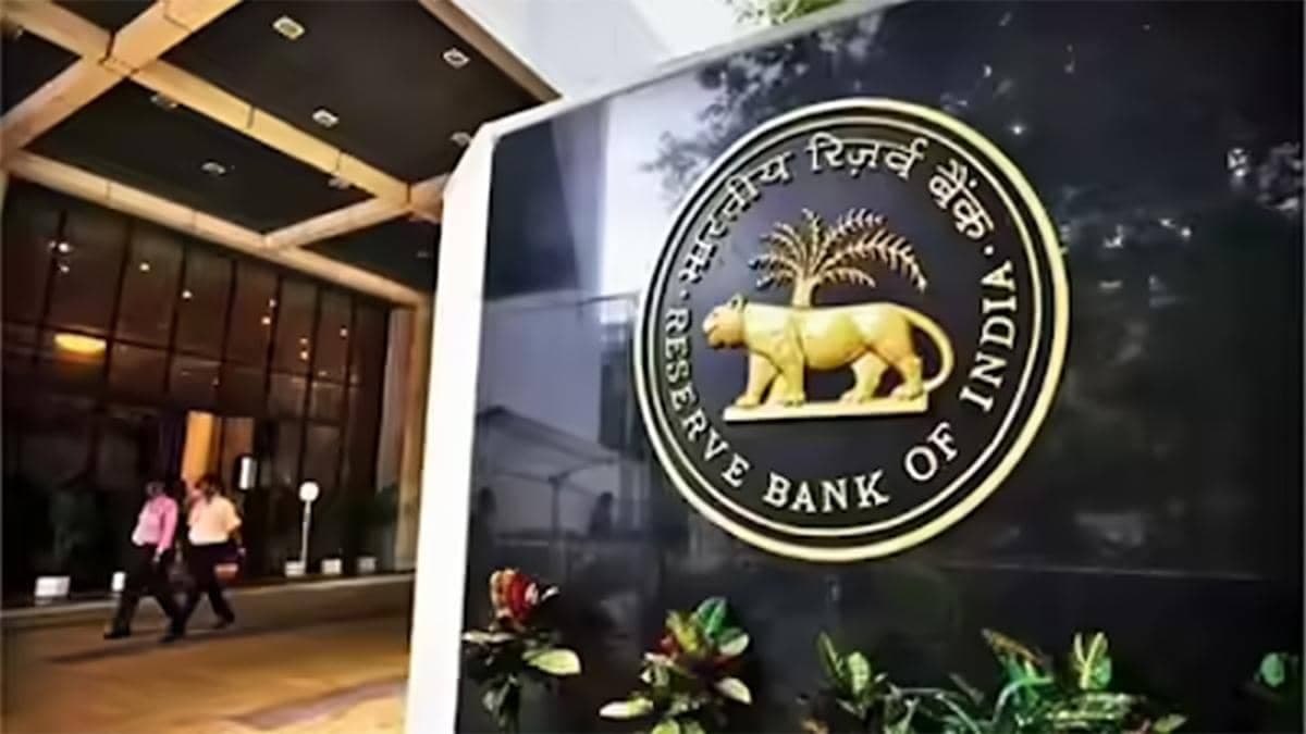 FIEO Calls on RBI for Liquidity Support Amid Freight Struggles