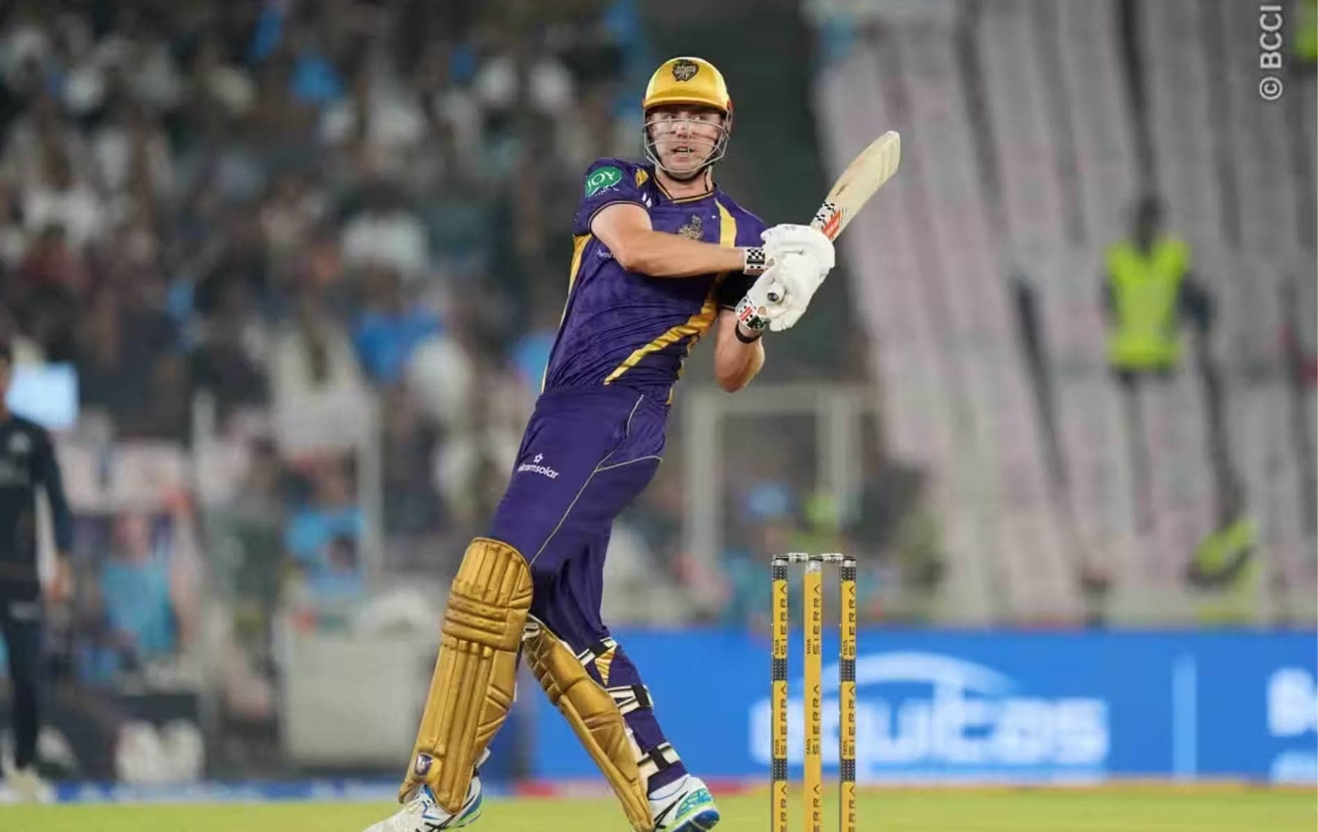Cameron Green Smashes Six, Dents Sponsor's Car in IPL Clash