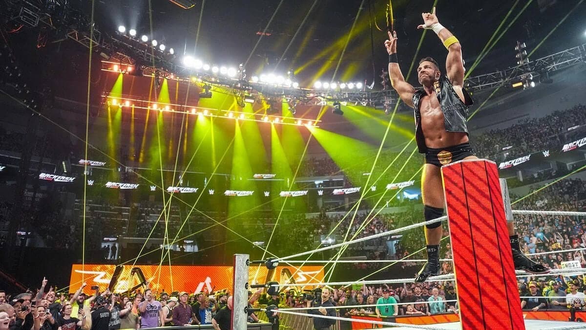 LA Knight Slams Rumors About WWE Backstage Drama Like a Champ