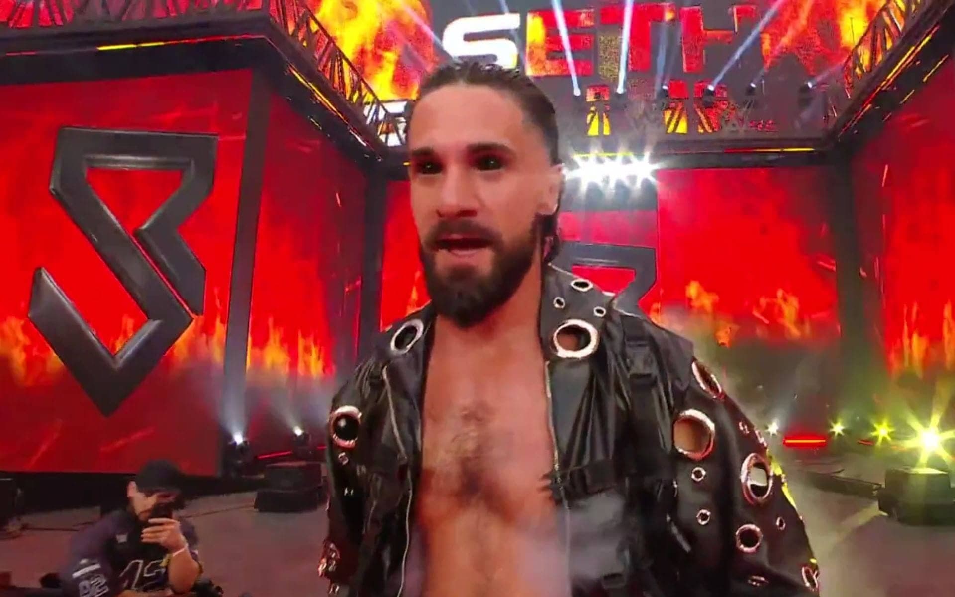 Seth Rollins ki WrestleMania Entry: Shower Curtain ya Game of Thrones?