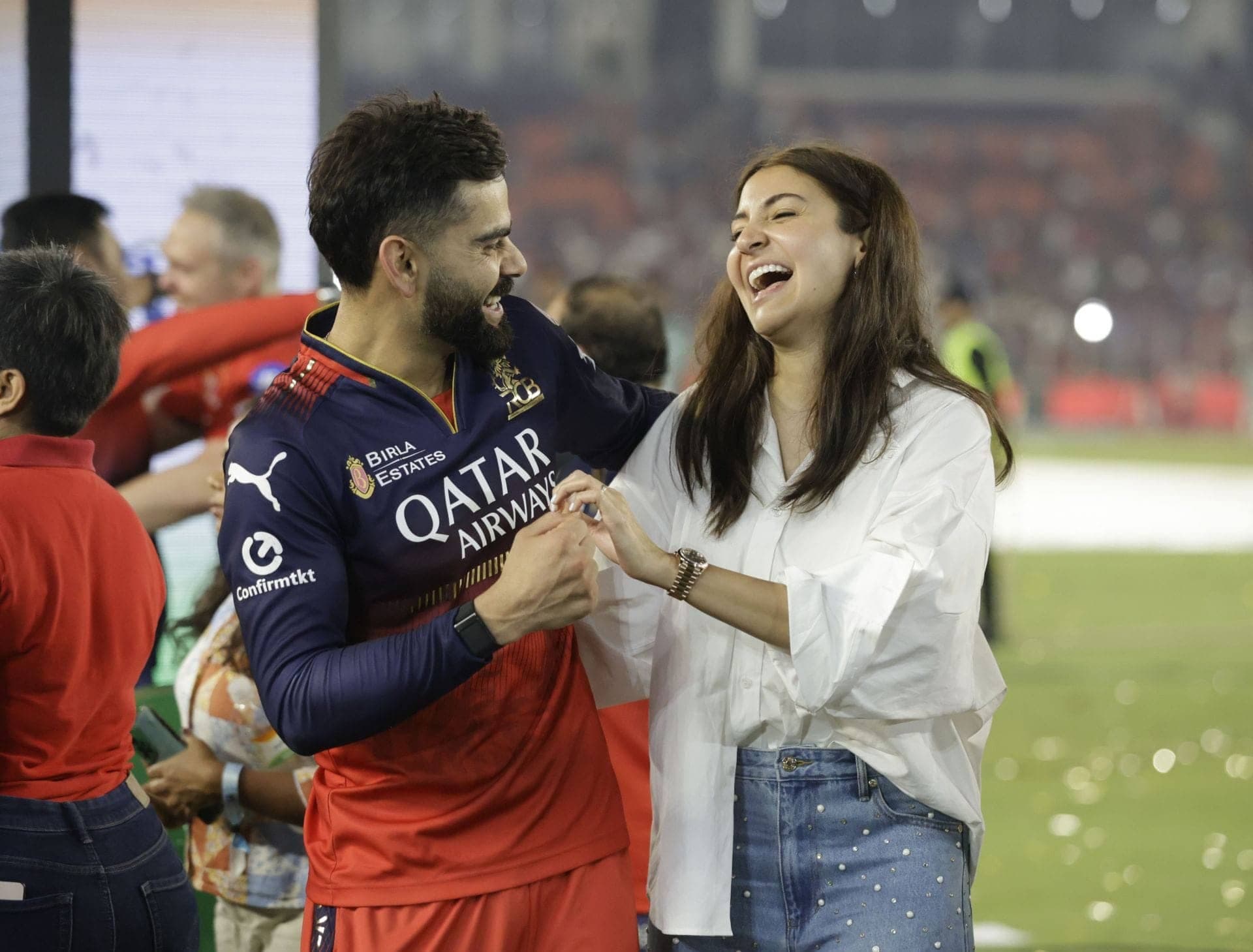 Virat-Anushka ka IPL 2026 mein Premanand Ji se milan