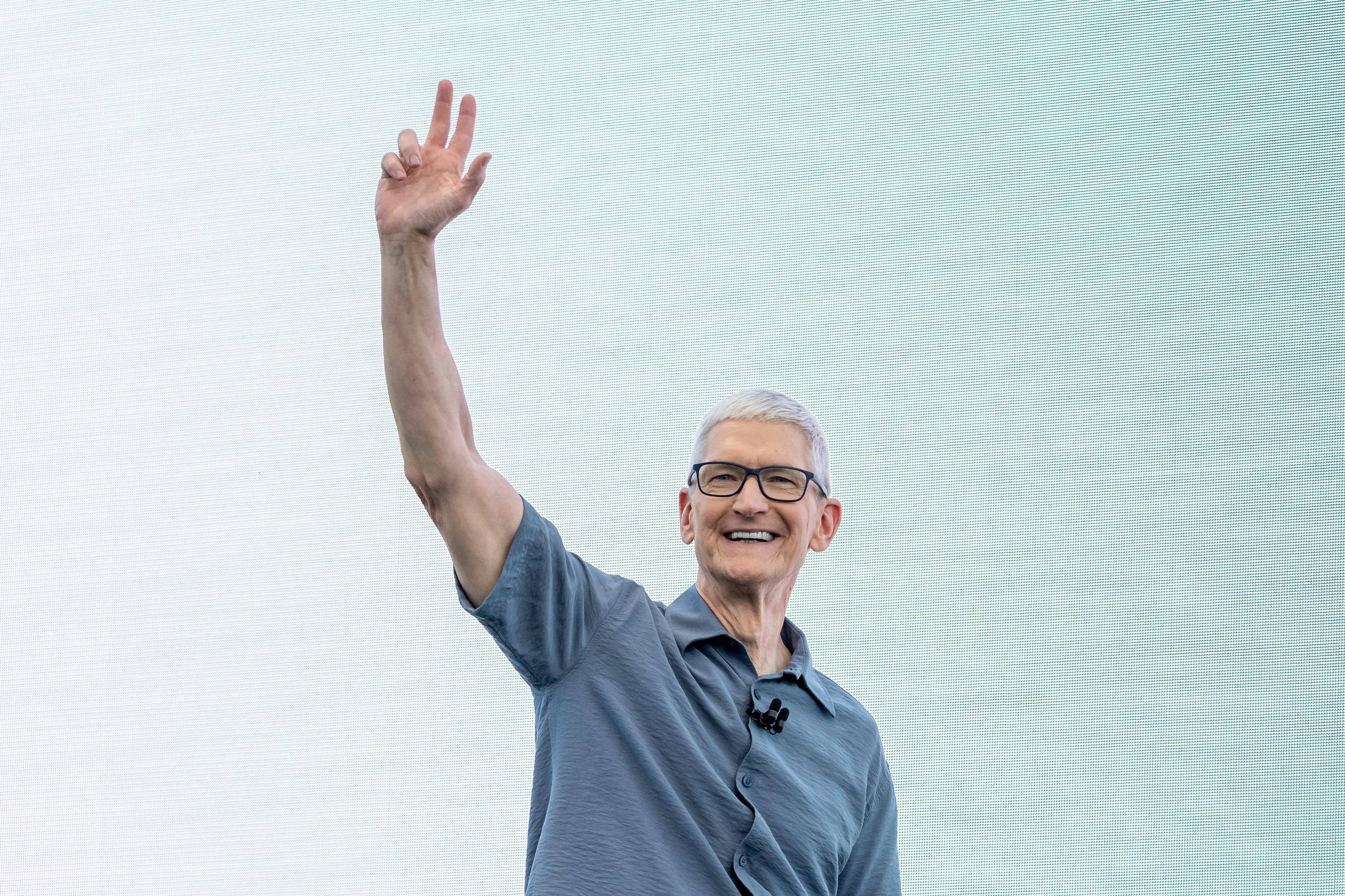 Tim Cook Hands Off Apple: A Tech Titan's Legacy Unplugged