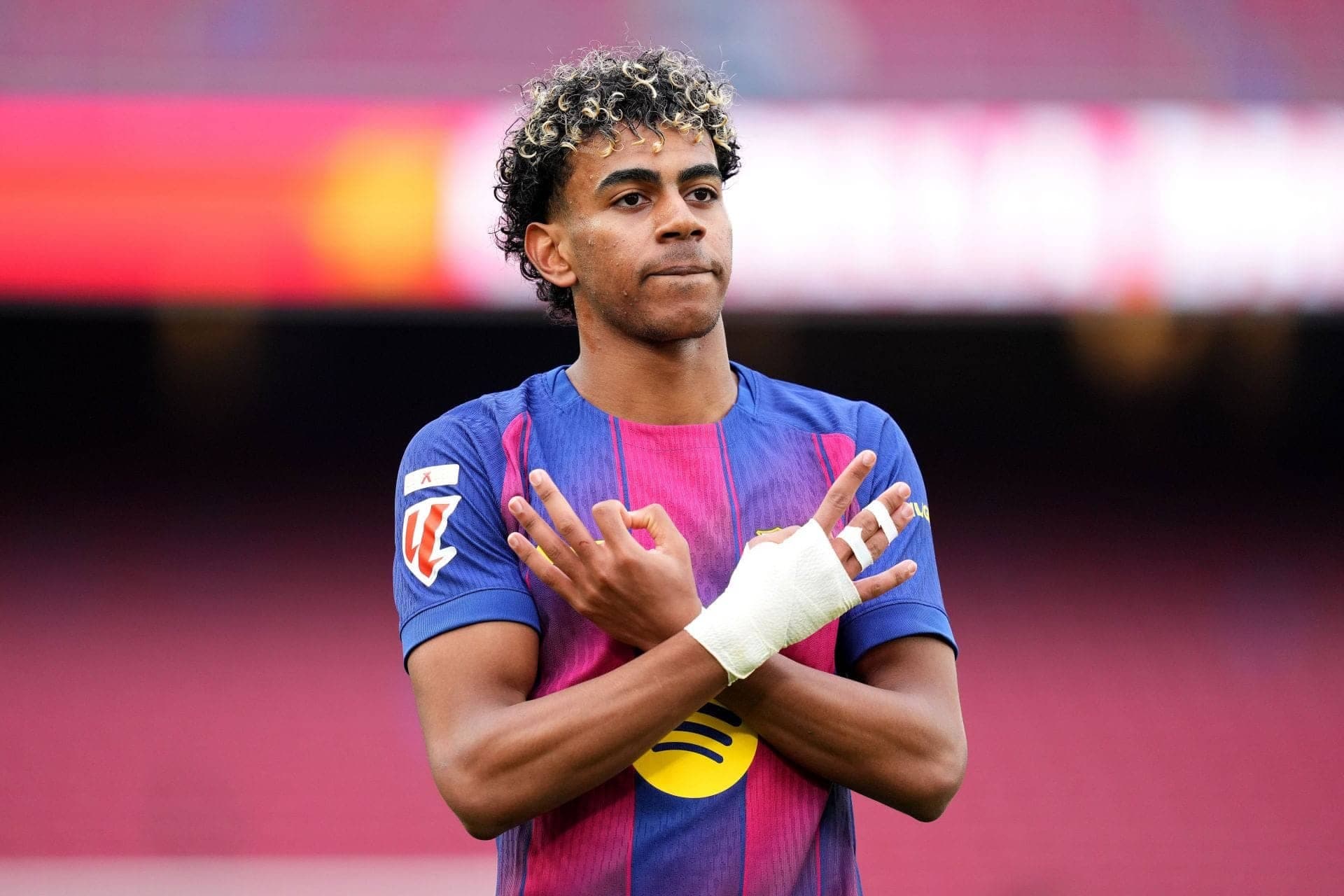 Barcelona's Lamine Yamal Injured: Season Done, World Cup Hope!