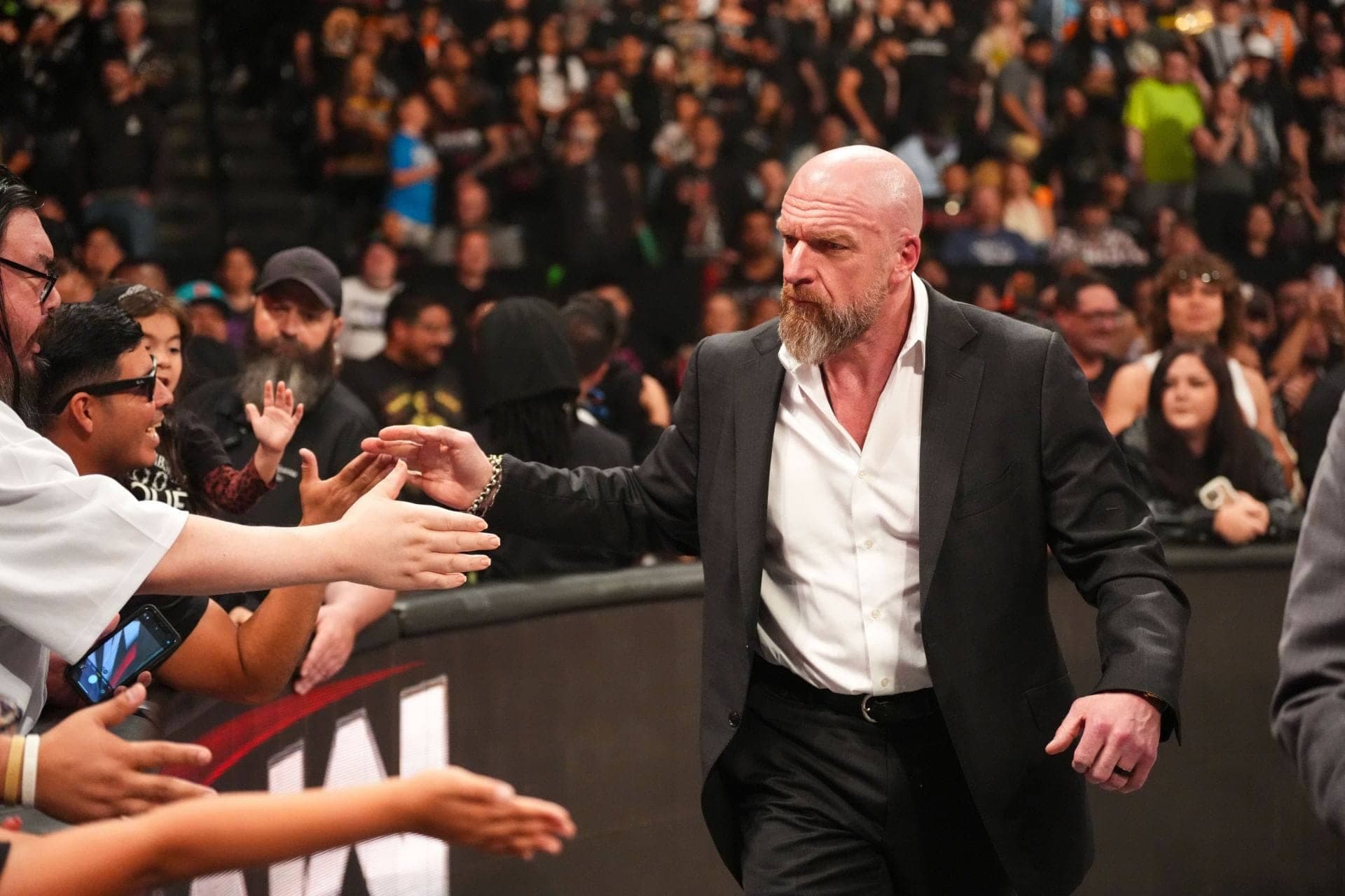 Triple H ka dhamaka announcement, WWE ne kiya chhutti ka chakkar