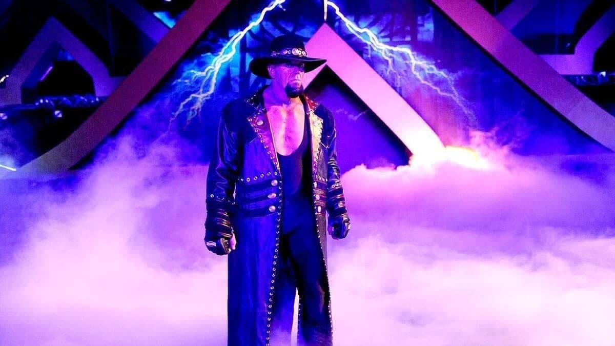 WWE champion makes wild claim, "Undertaker, I'm coming for your record"