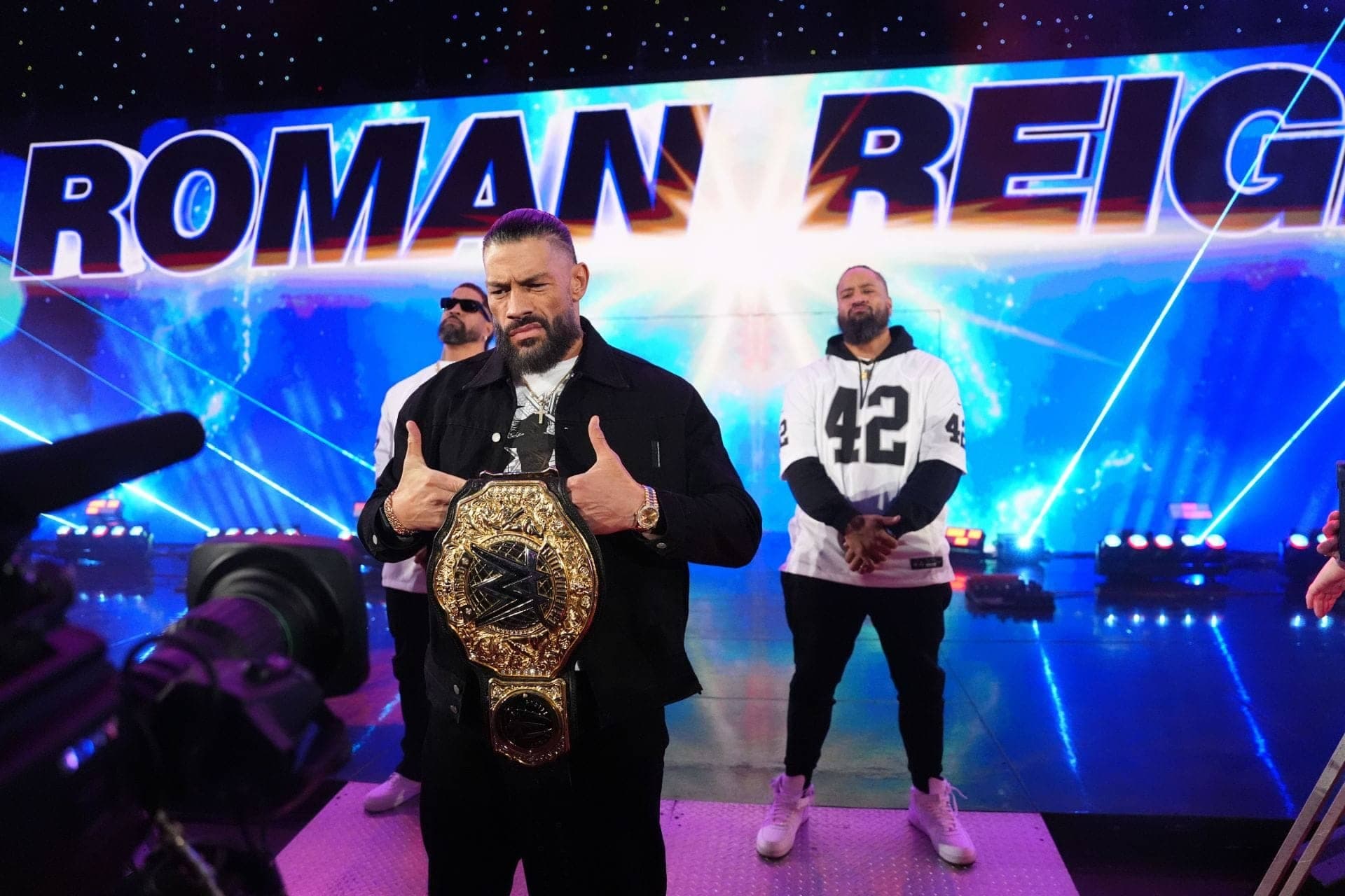 Will The Usos Jump Ship to Team Up with LA Knight?