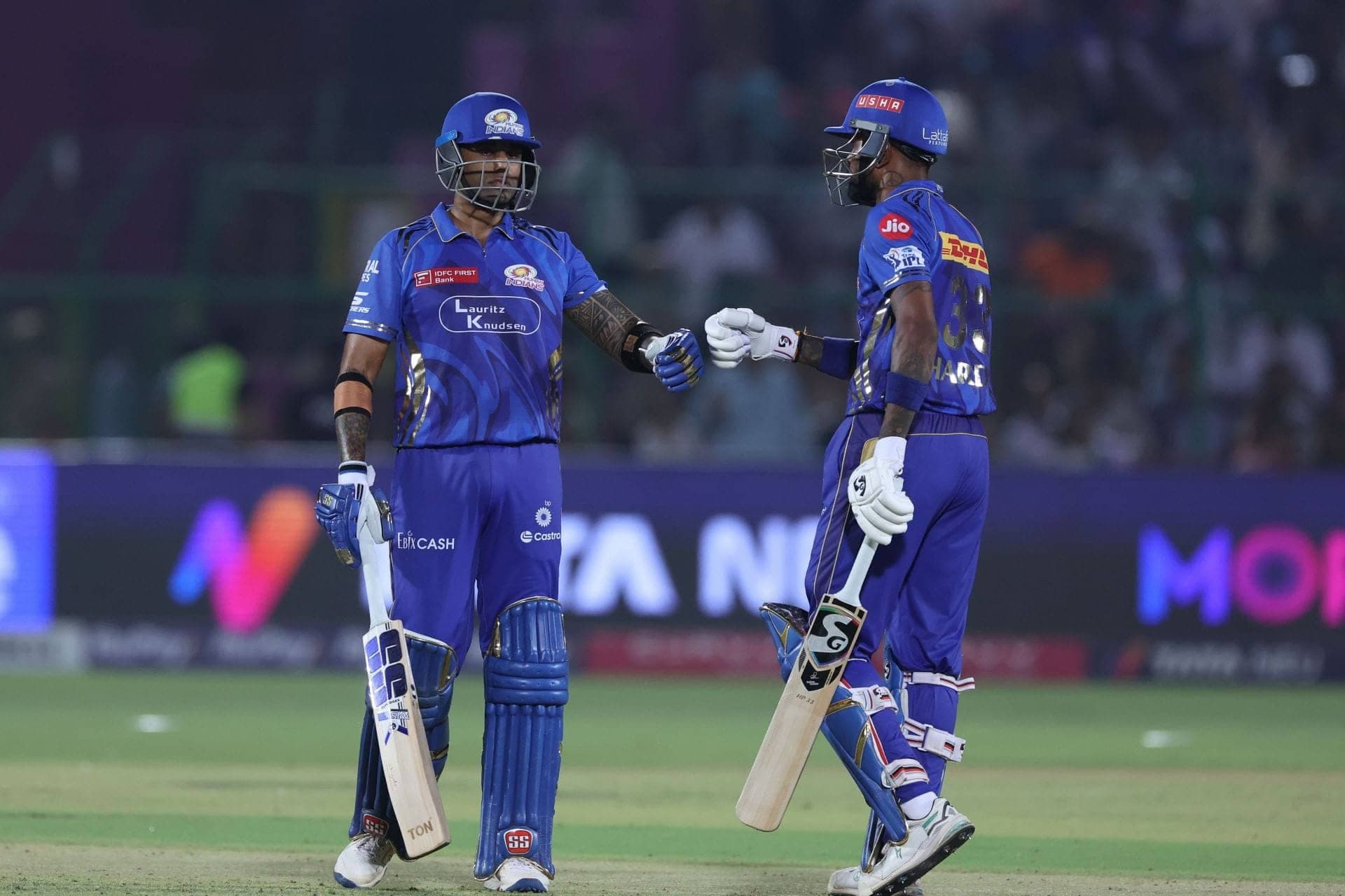 Srikkanth's smackdown: MI bats like they're lost in the woods