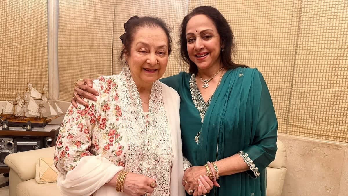 Saira Banu's Epic Throwback to Hema Malini in 1966