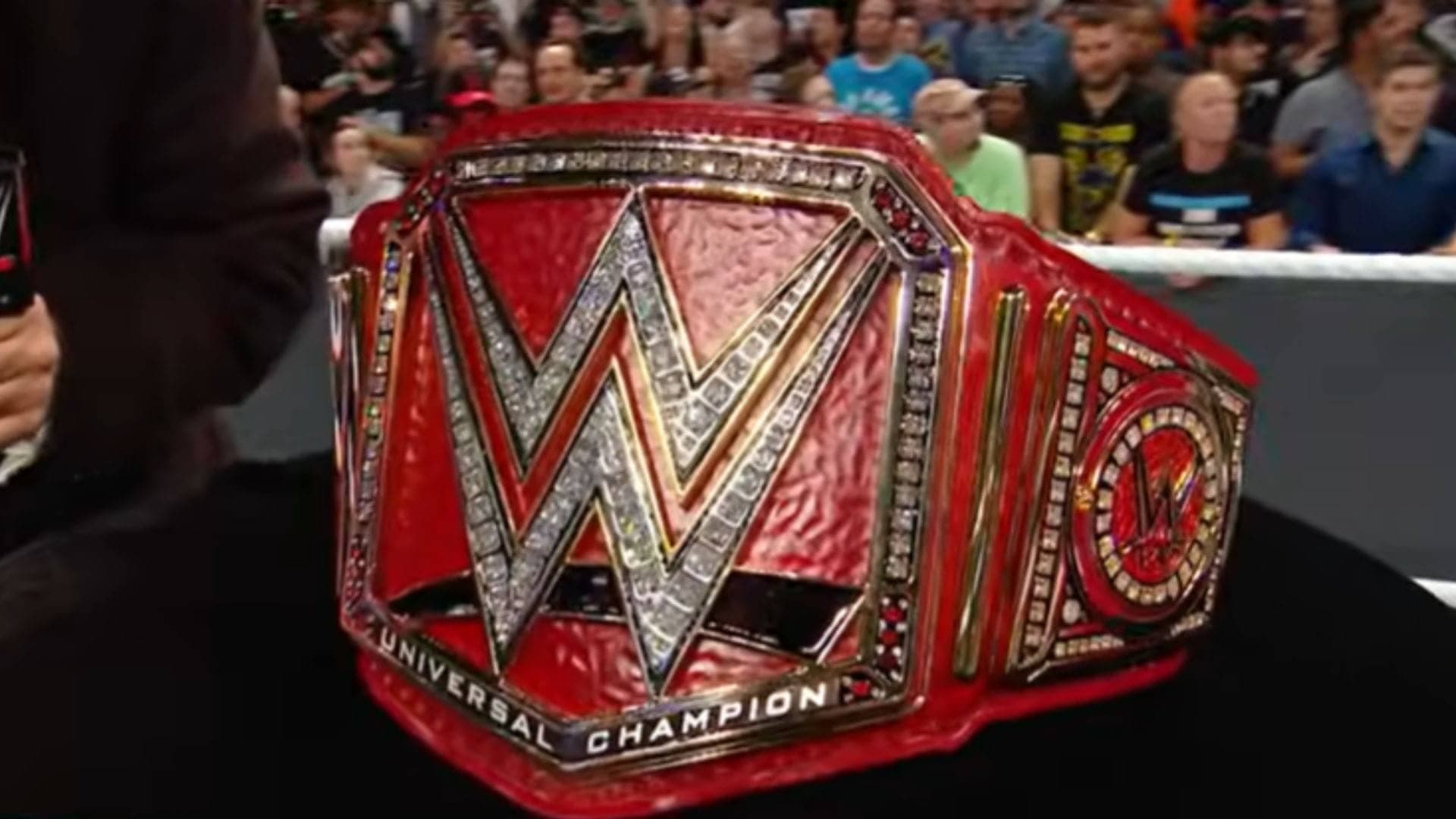 Braun Strowman ka return: Sona ka truck chahiye bhai!