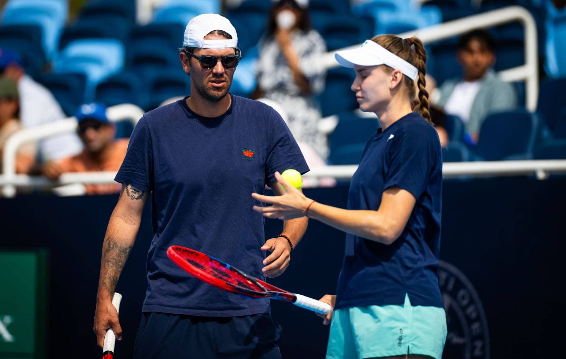 Elena Rybakina: Coach Drama and Allergy Woes Before Italian Open