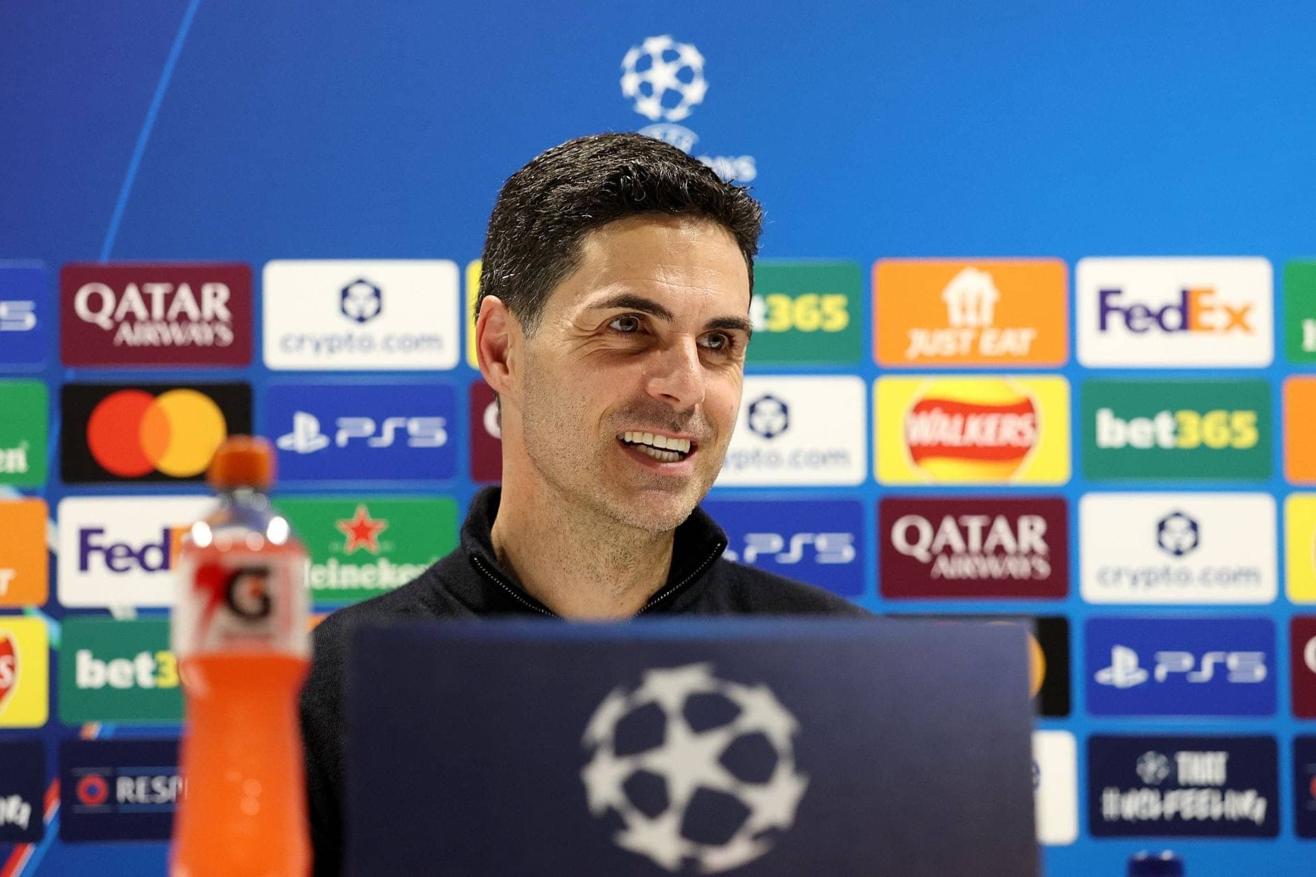 Arsenal's Final Showdown: Bayern or PSG? Pundit Says!