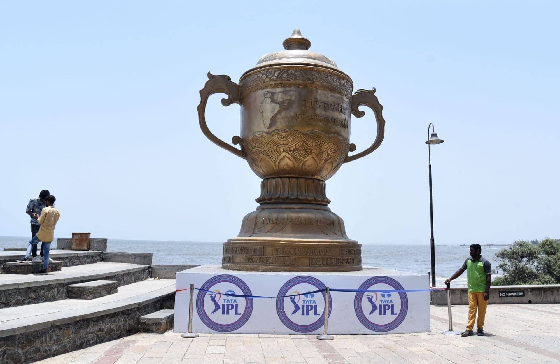 Chinnaswamy Stadium Loses IPL 2026 Final to Ahmedabad