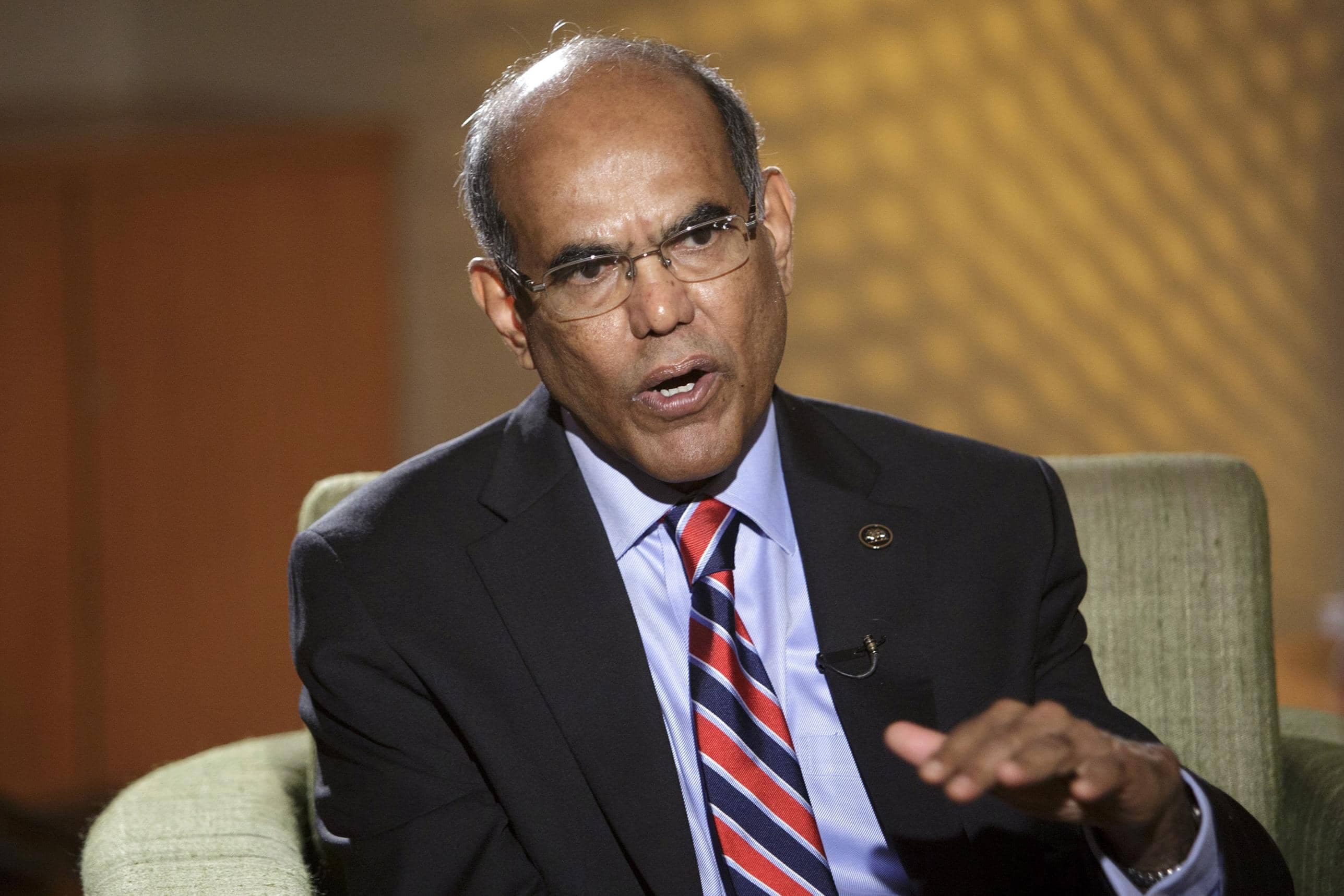 Subbarao: RBI Should Ease Up on Rupee Rescue Plans
