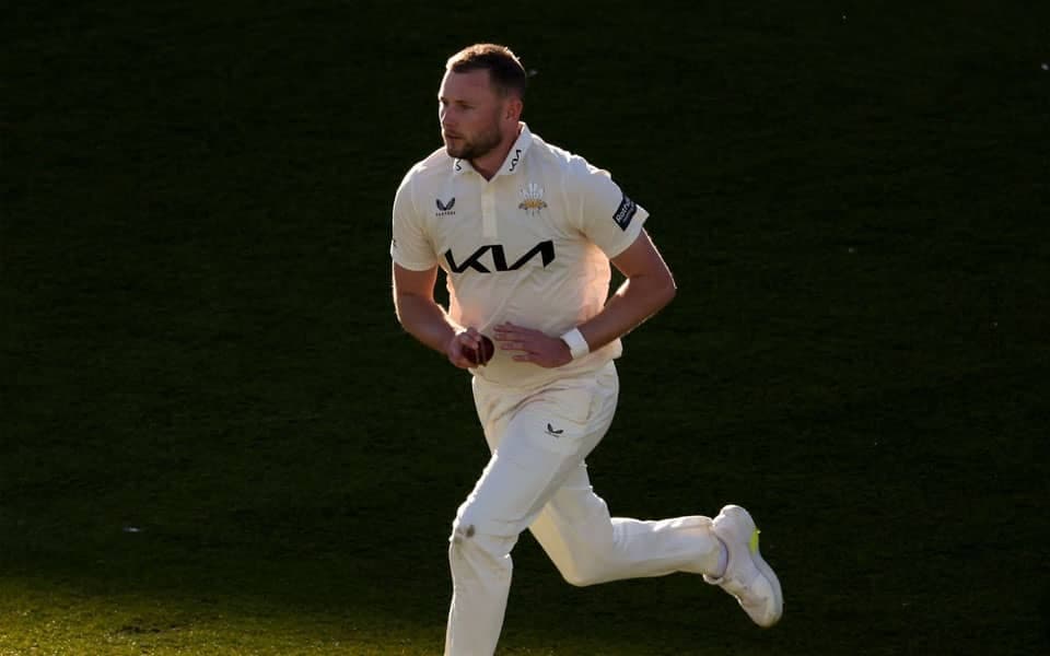 Gus Atkinson suffers concussion against Notts, piles further dilemma for England selectors
