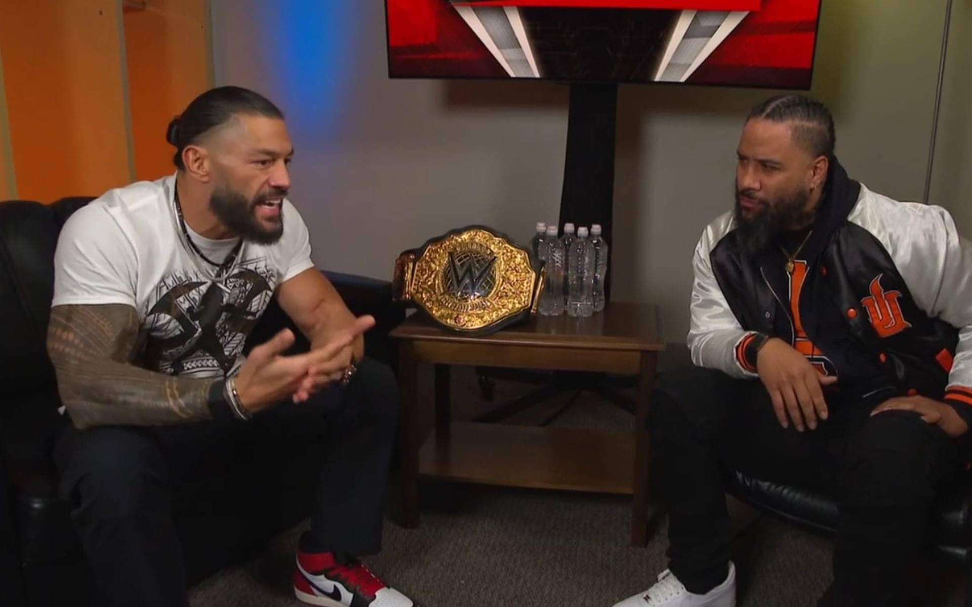 "His a** is out of here" - Roman Reigns threatens to have top WWE star fired on RAW