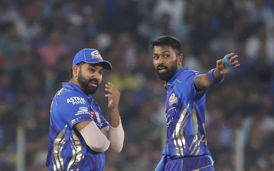 IPL 2026: Sanjay Manjrekar wants Bumrah to lead MI now