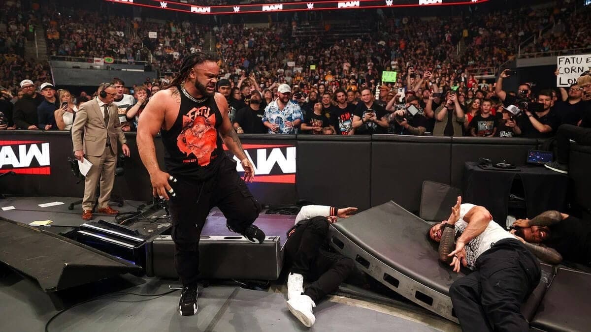 Jacob Fatu's Epic Showdown: Wrecks Reigns and The Usos!